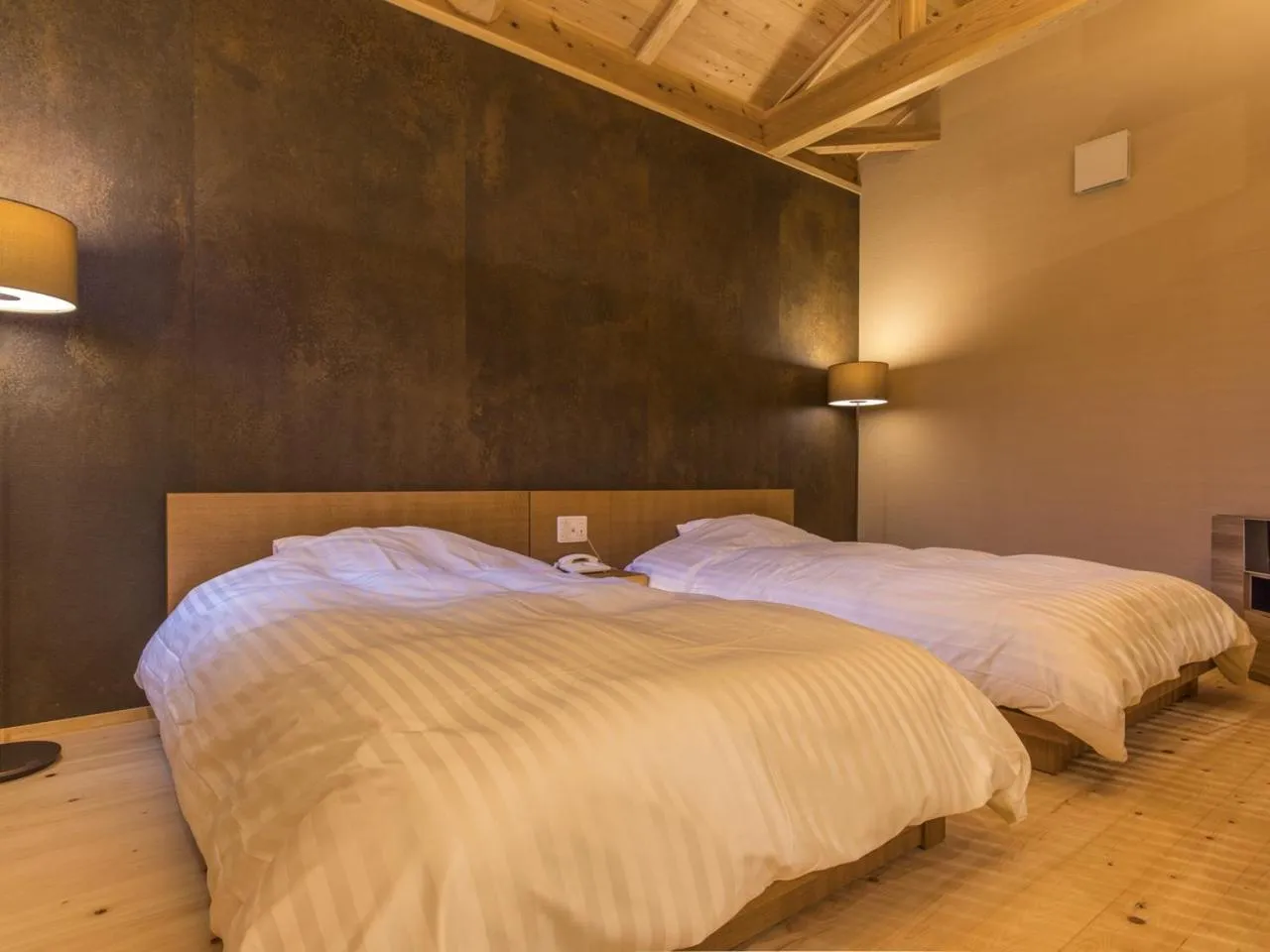 Bedroom, Bed in Yunotani Senkei