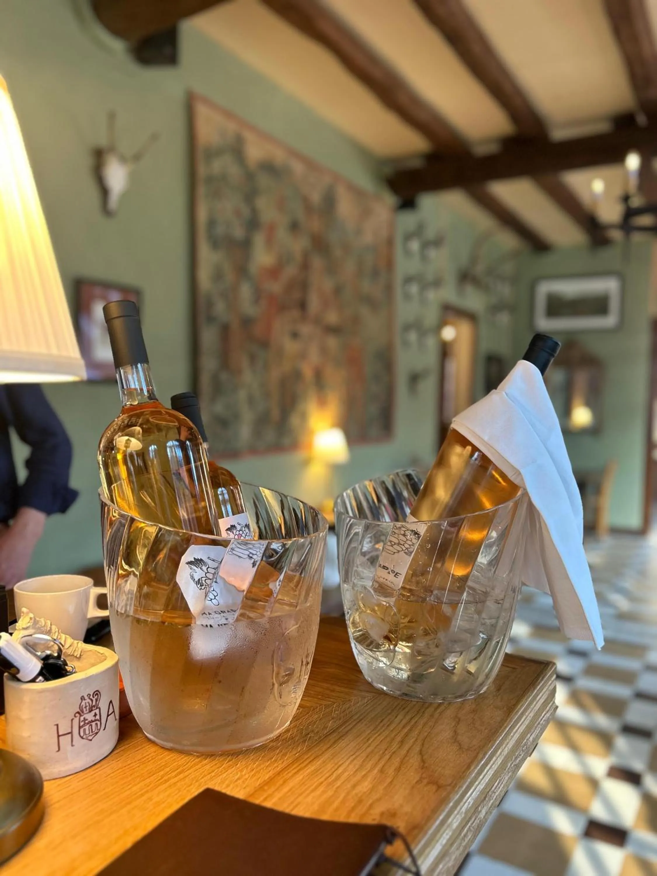 Lounge or bar in HOTEL DE L'ABBAYE DE LONGPONT