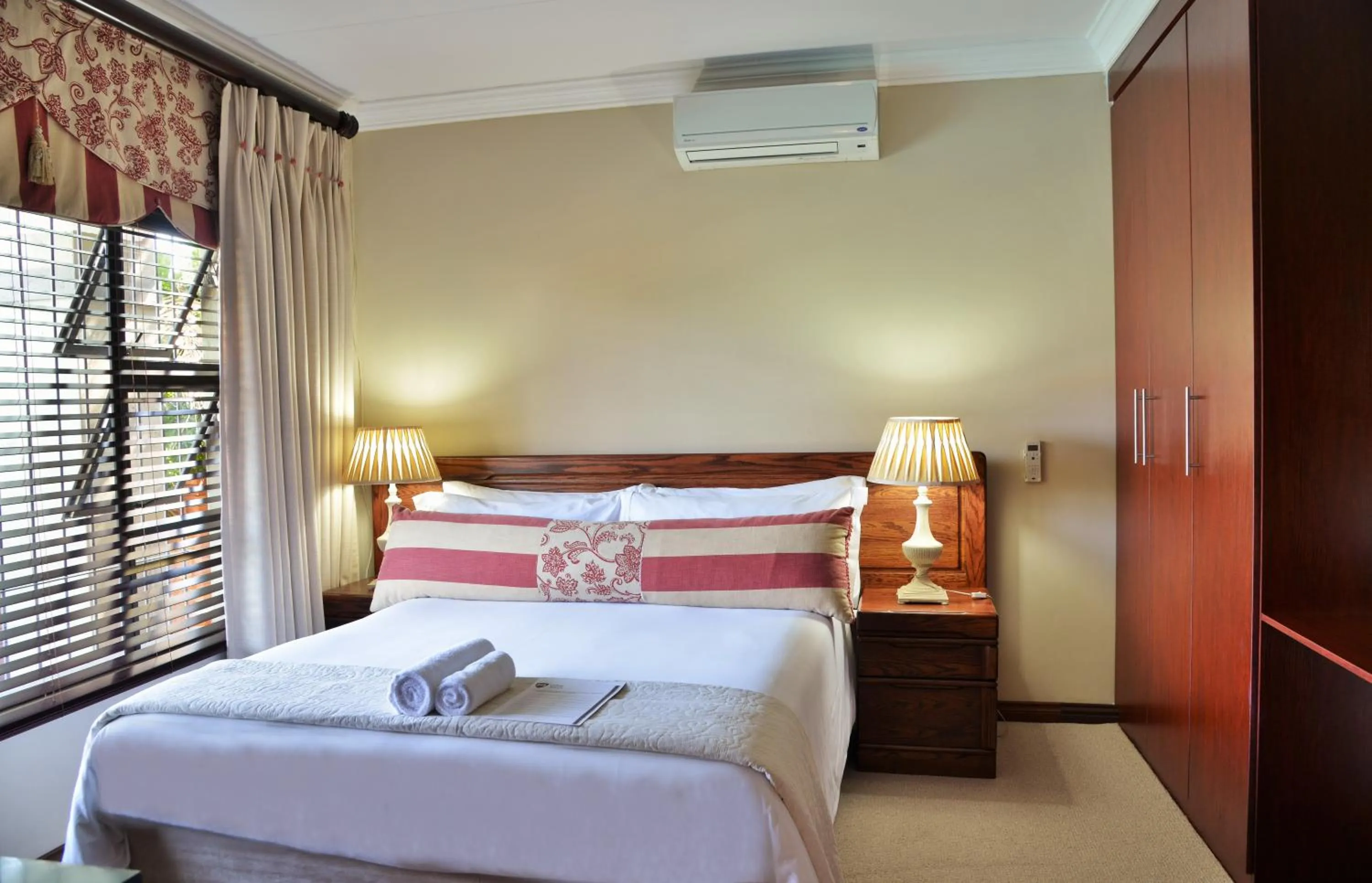 Bed in Stirling Manor Boutique Guest House