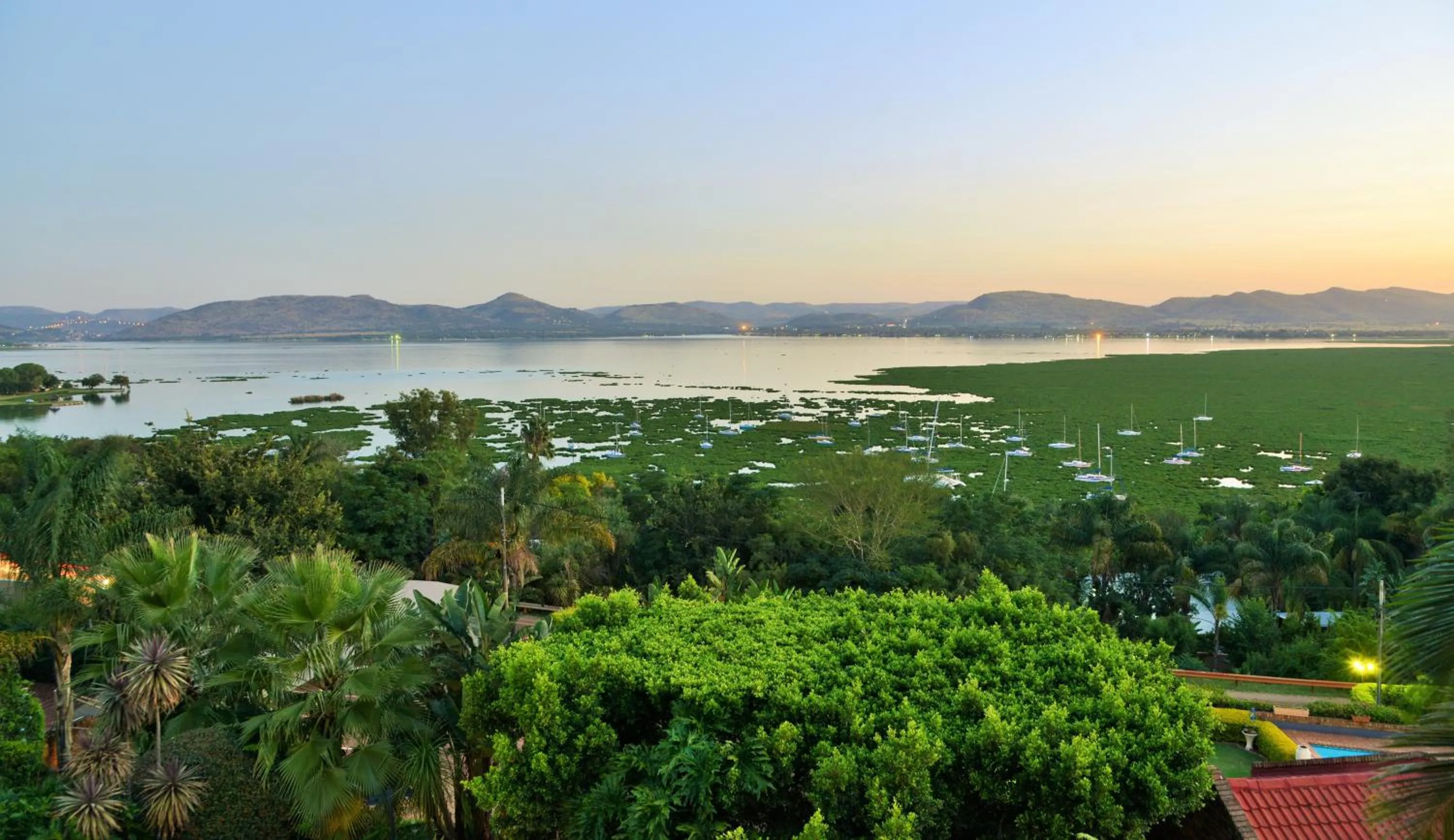 Natural landscape in Stirling Manor Boutique Guest House