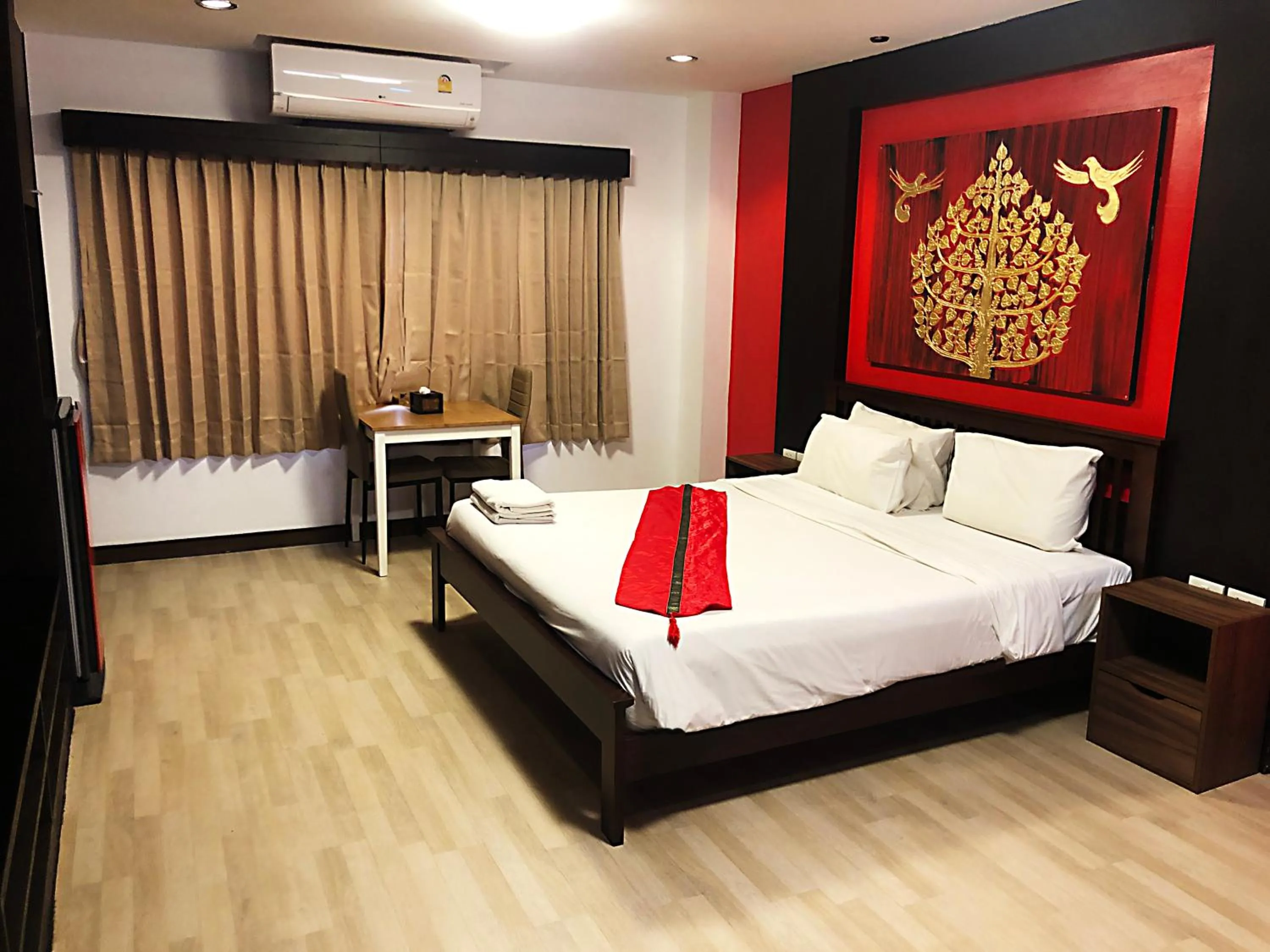Bed in ZIP Hotel & Restaurant