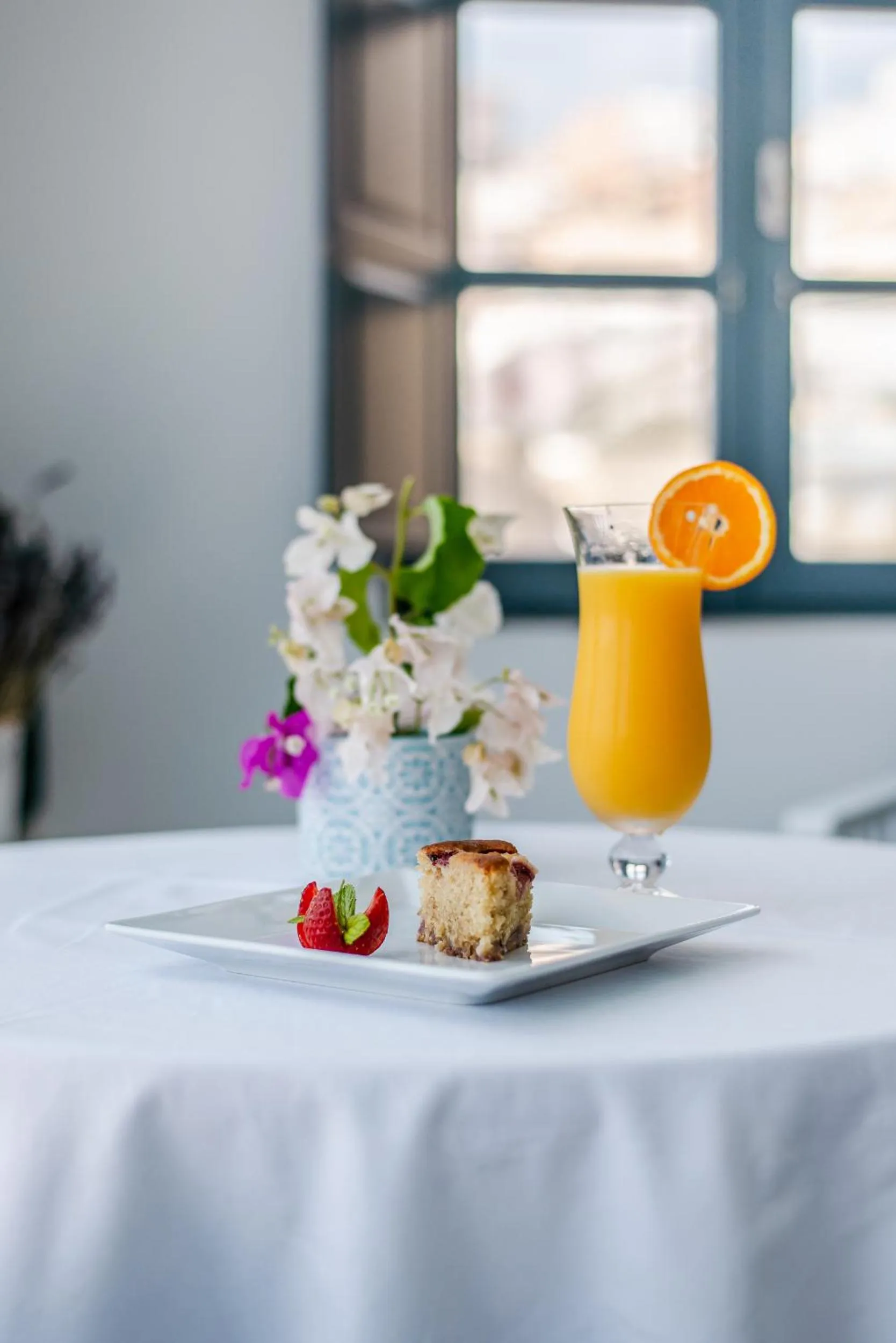 Food and drinks in Nostos Apartments