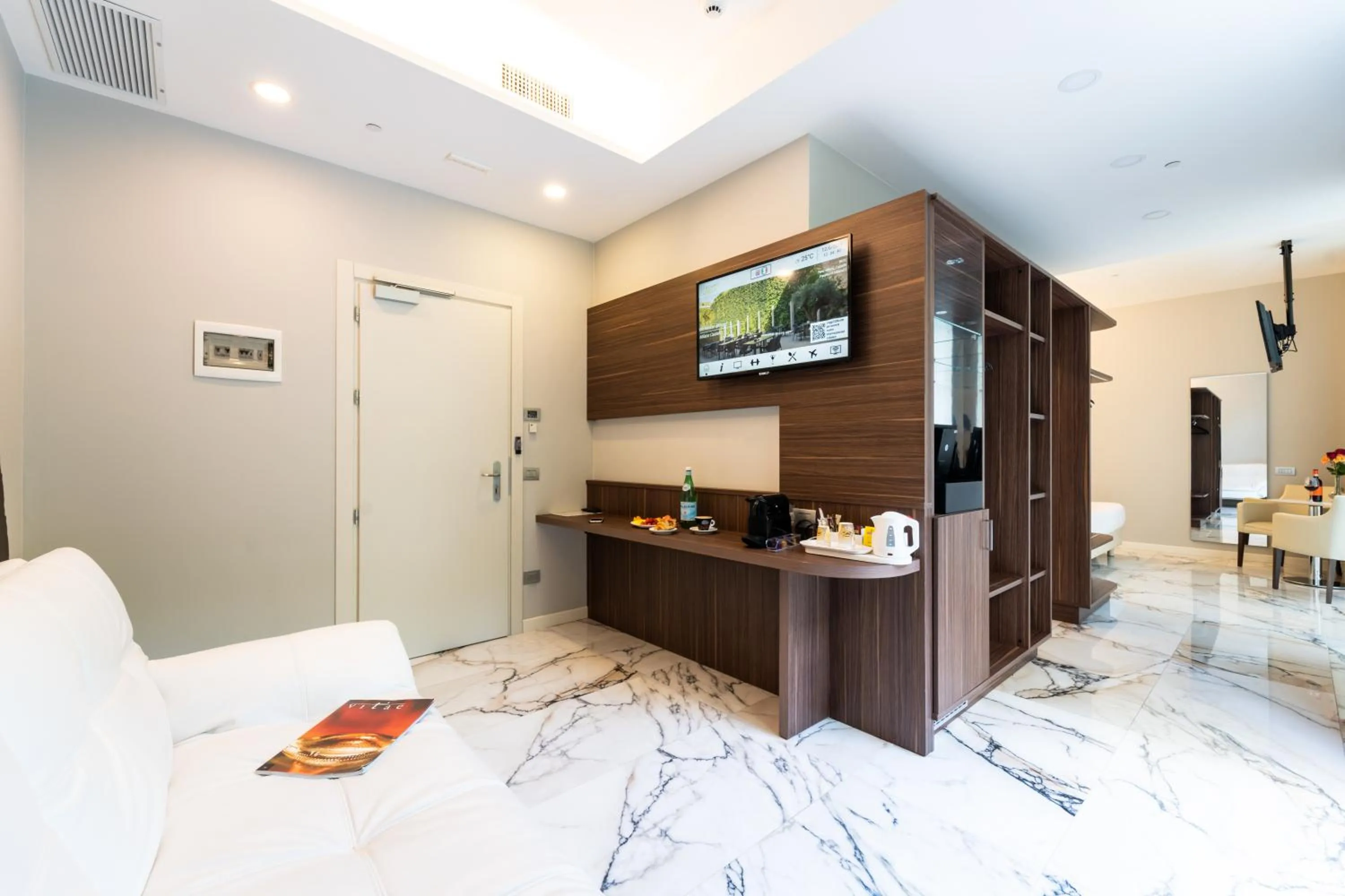 TV and multimedia, Bed in Hotel Milano Castello