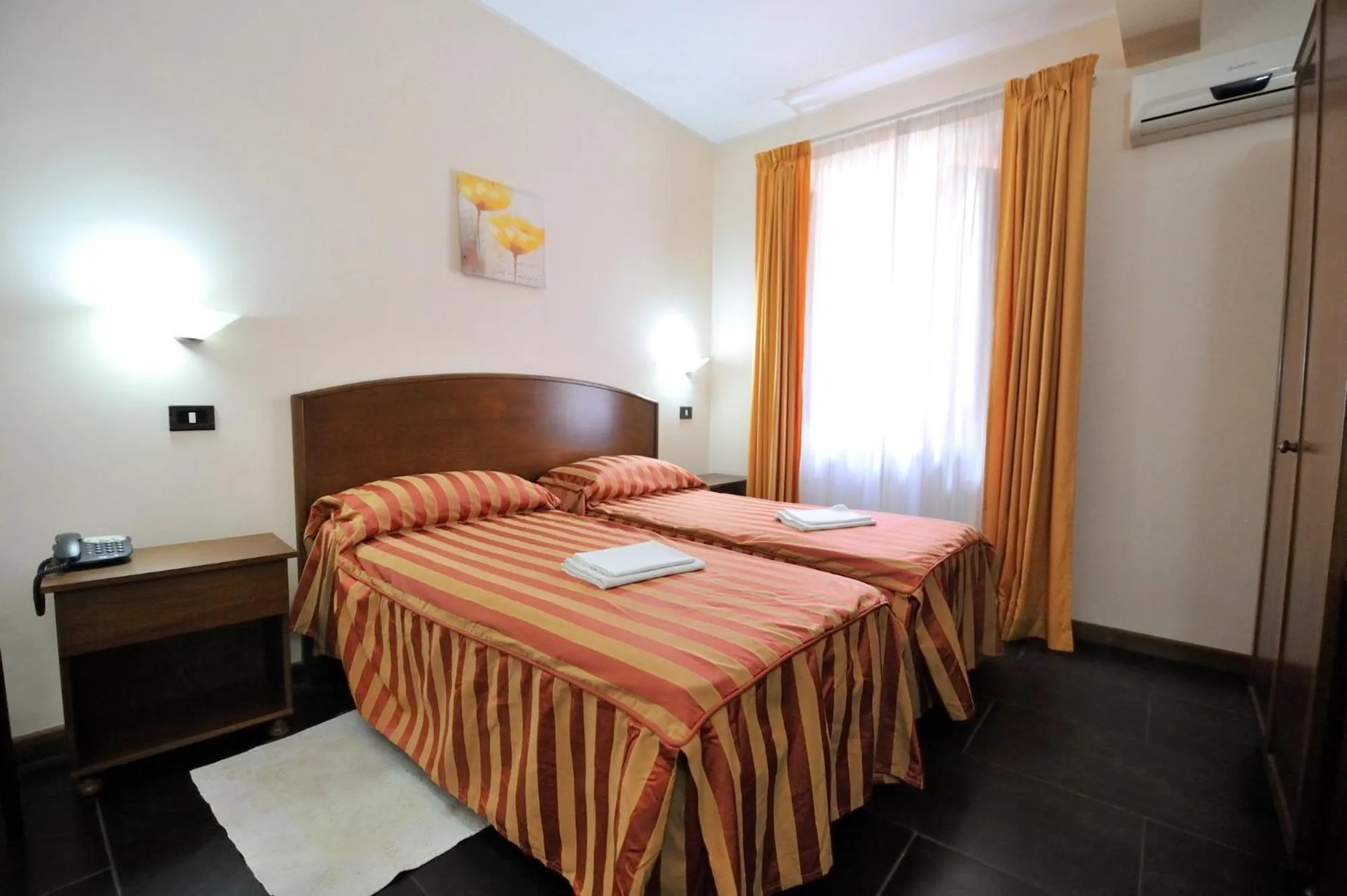 Bed in Hotel Piccolo