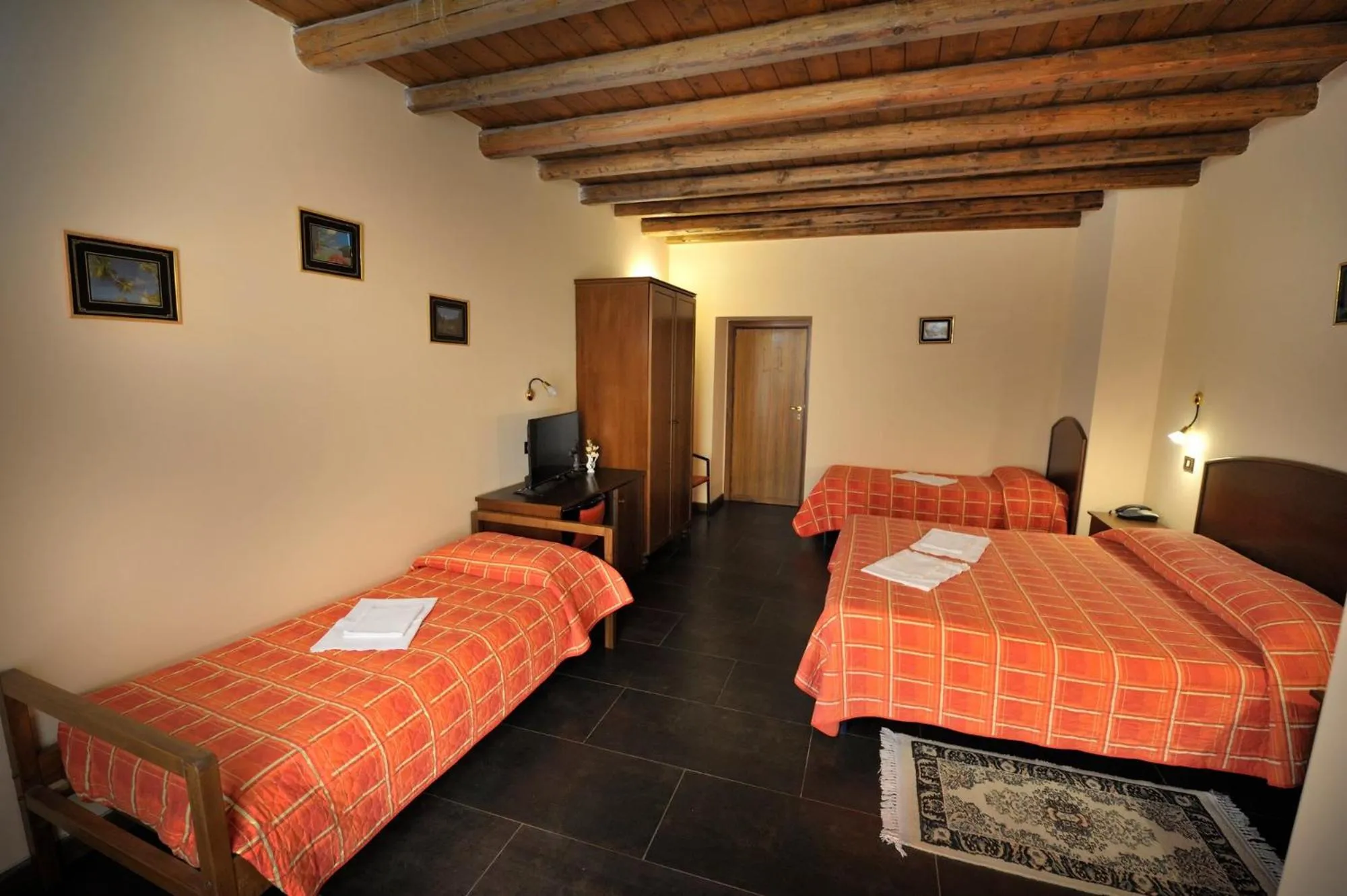 Bed in Hotel Piccolo