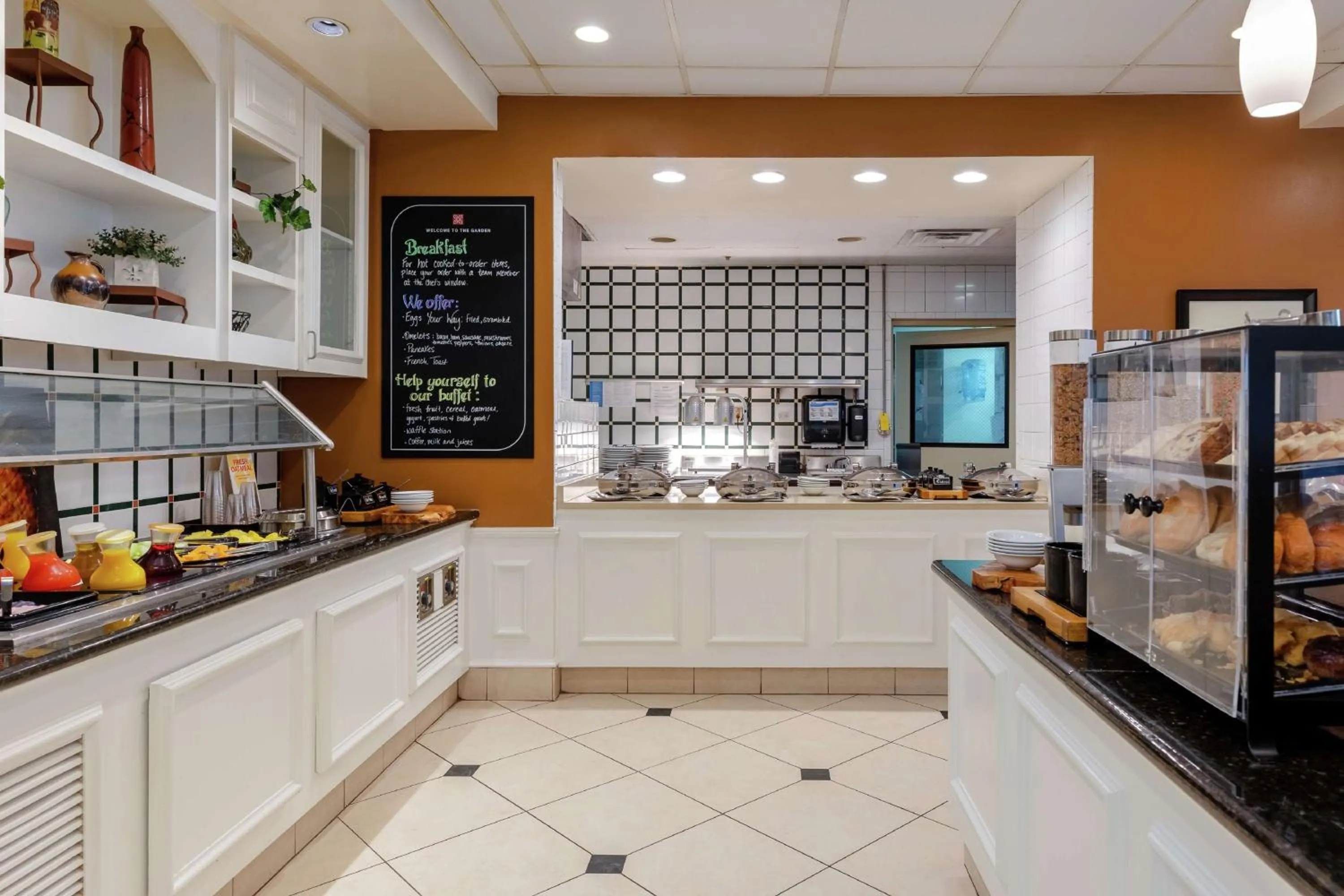 Breakfast in Hilton Garden Inn Mobile West I-65 Airport Boulevard