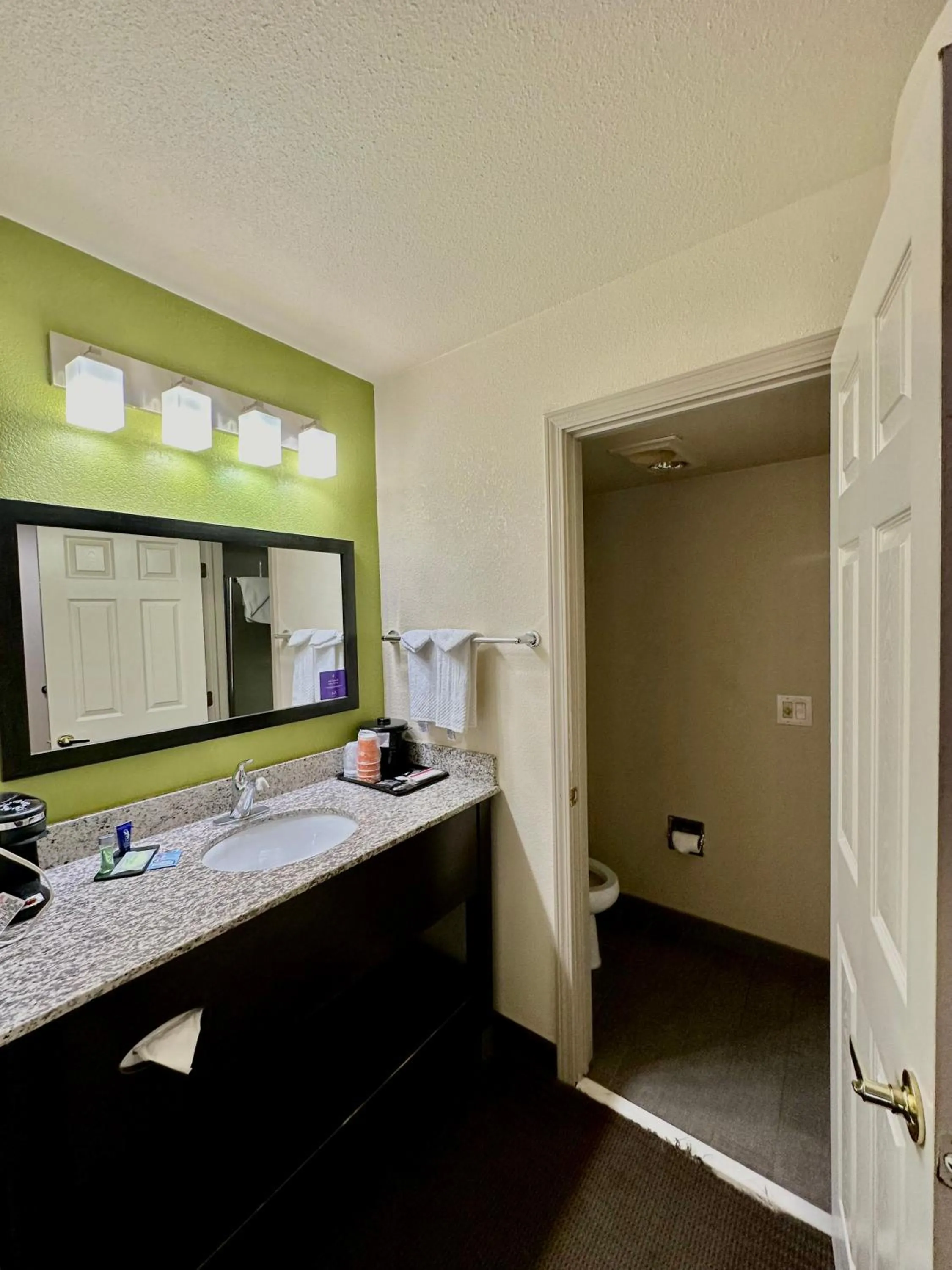 Shower in Sleep Inn & Suites Tulsa Central I-44