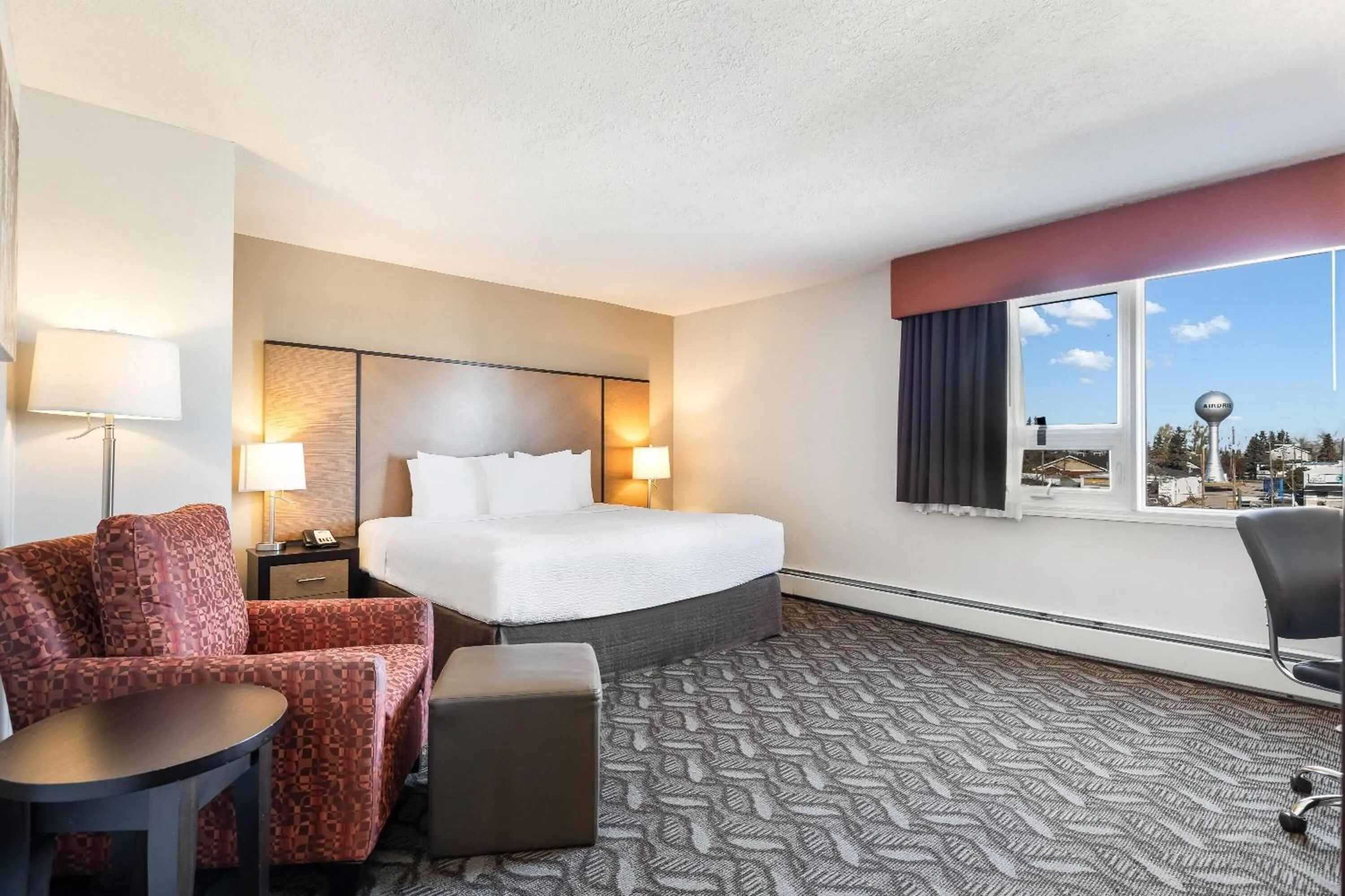 Bed in Days Inn by Wyndham Airdrie