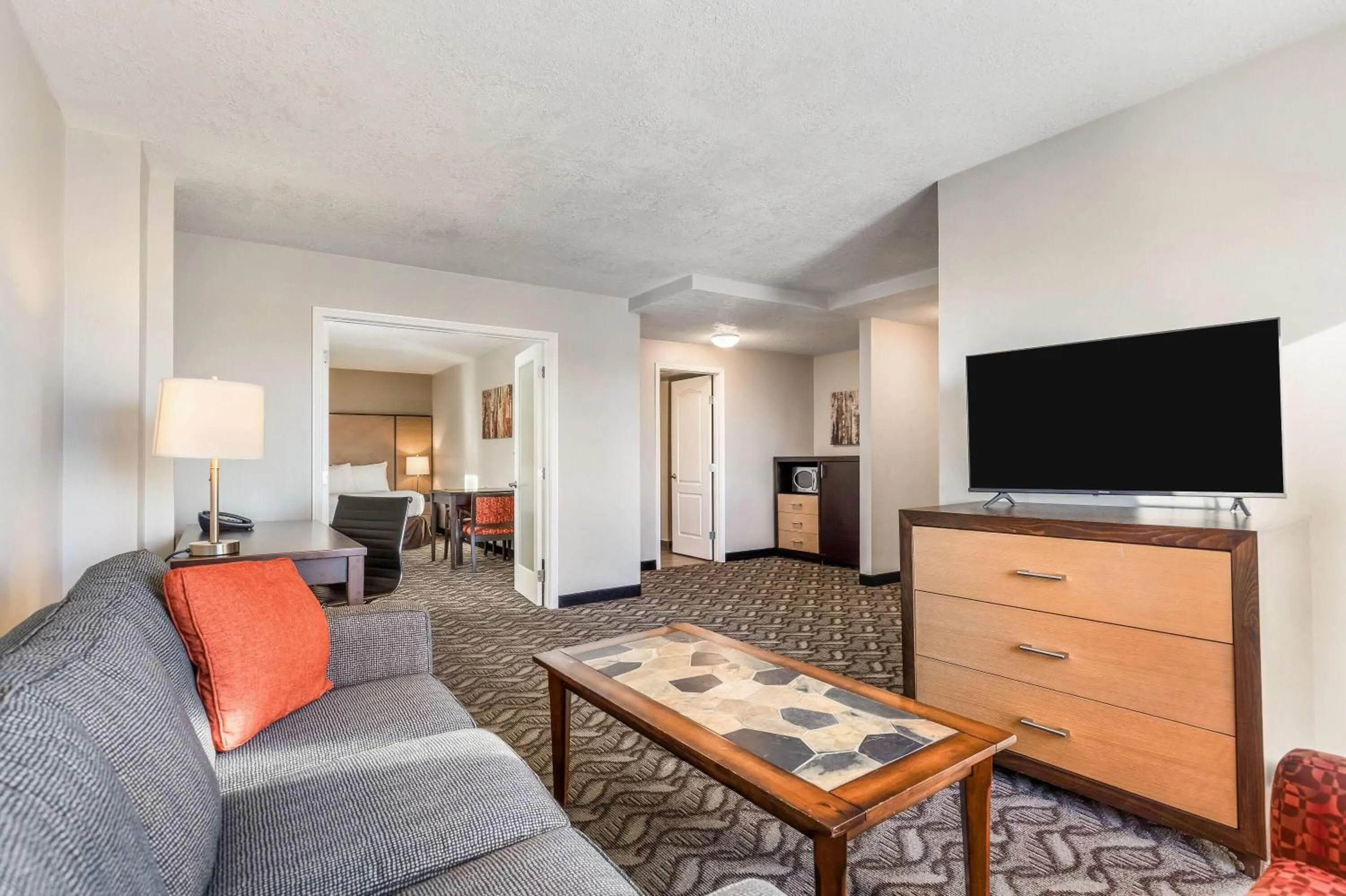 Photo of the whole room in Days Inn by Wyndham Airdrie