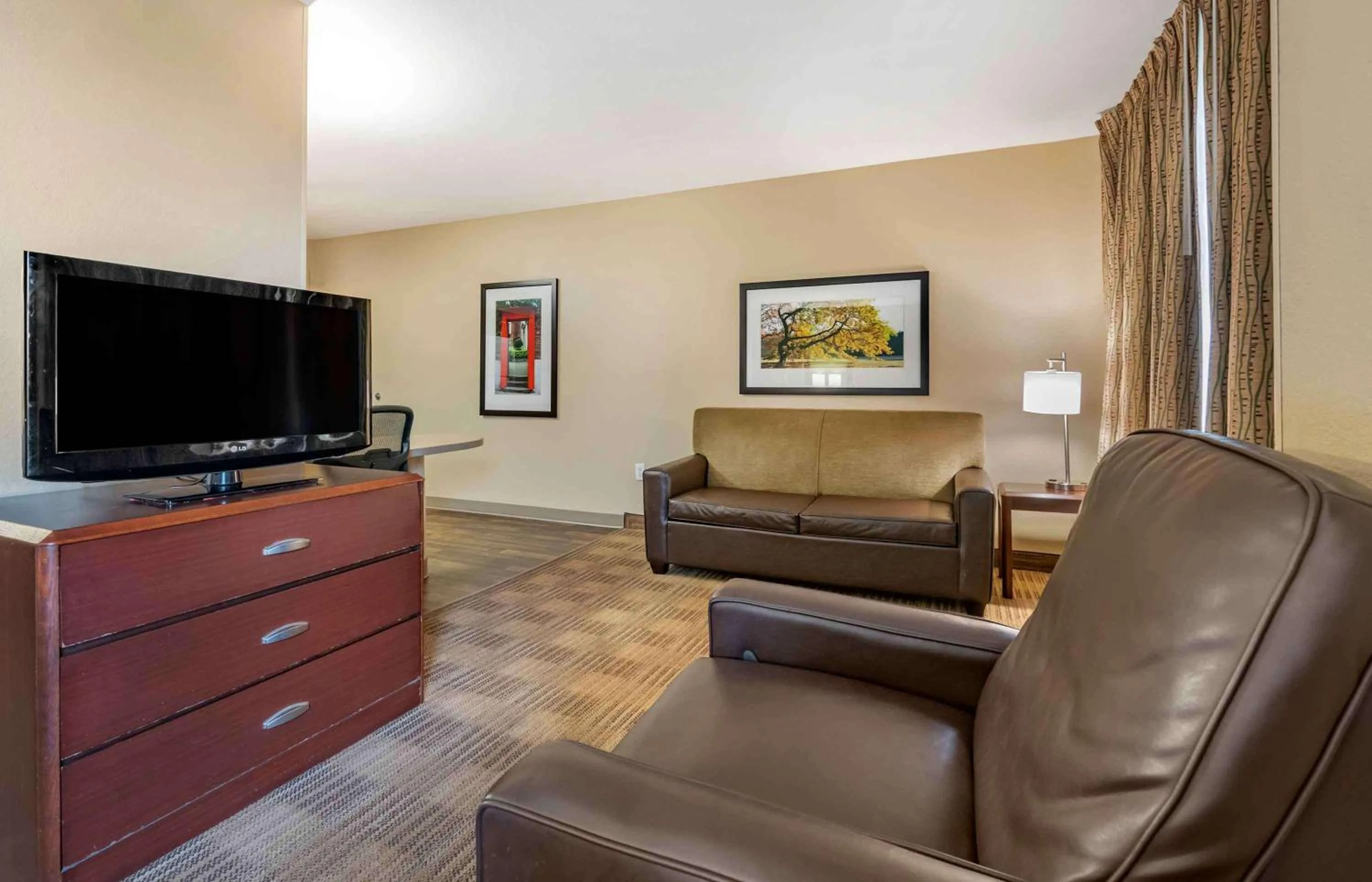 Bedroom in Extended Stay America Suites - Orlando - Southpark - Commodity Circle