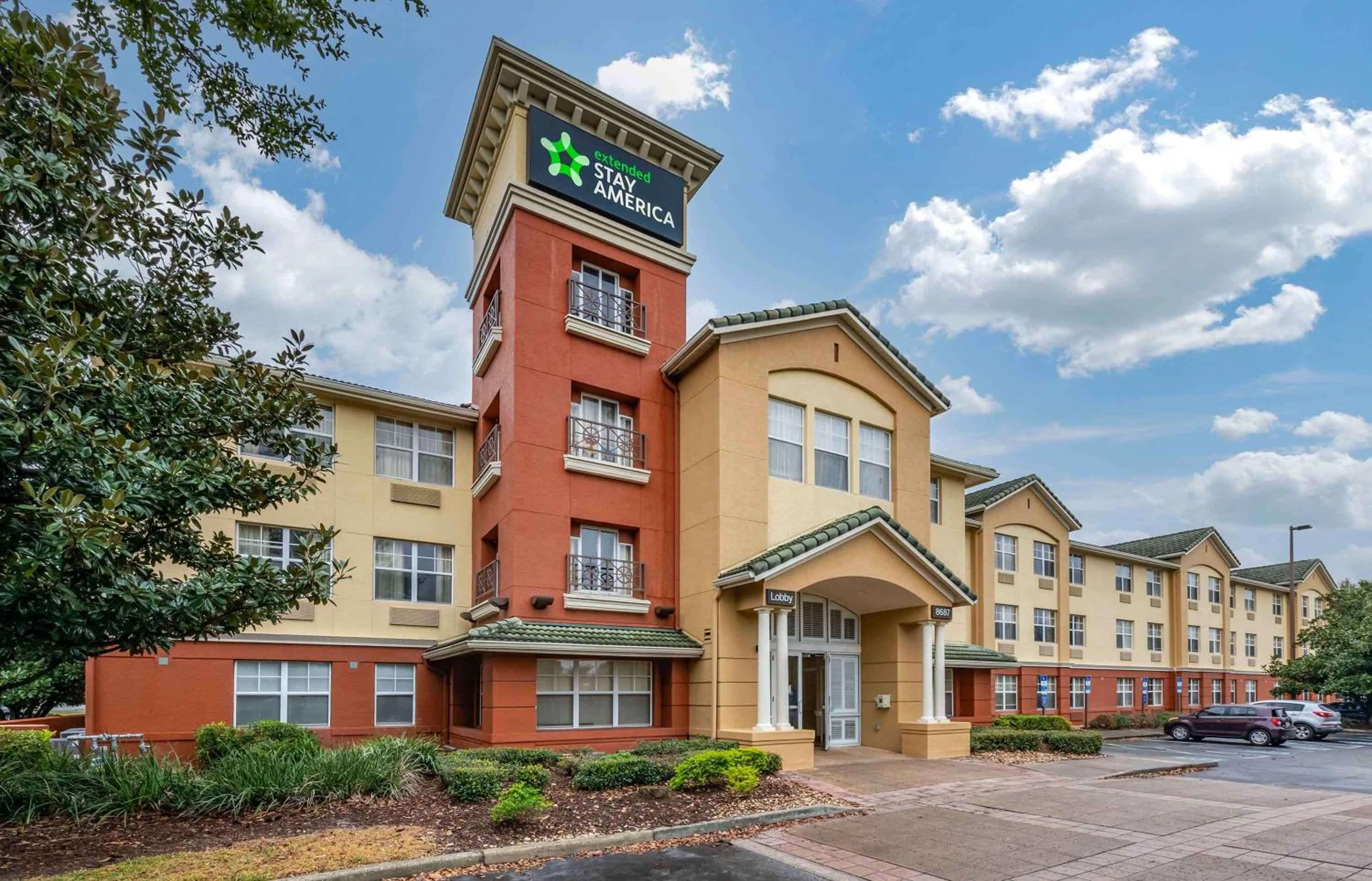 Property building in Extended Stay America Suites - Orlando - Southpark - Commodity Circle