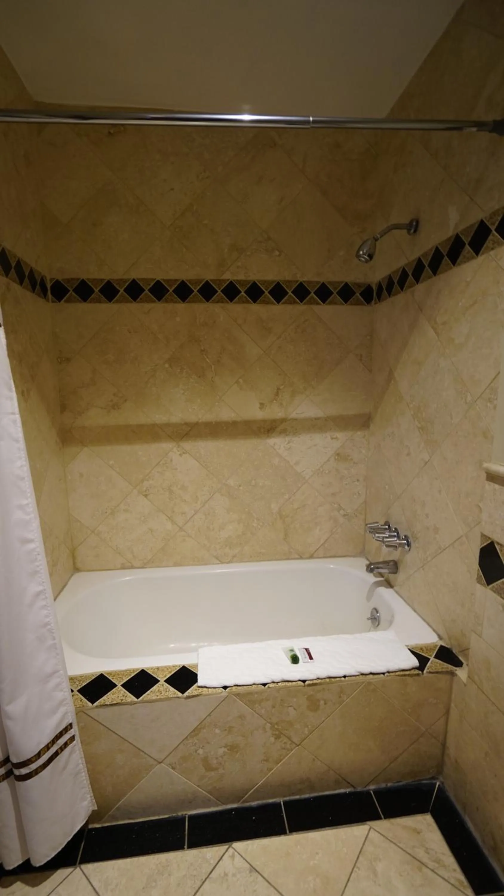 Trylon Hotel - Hollywood