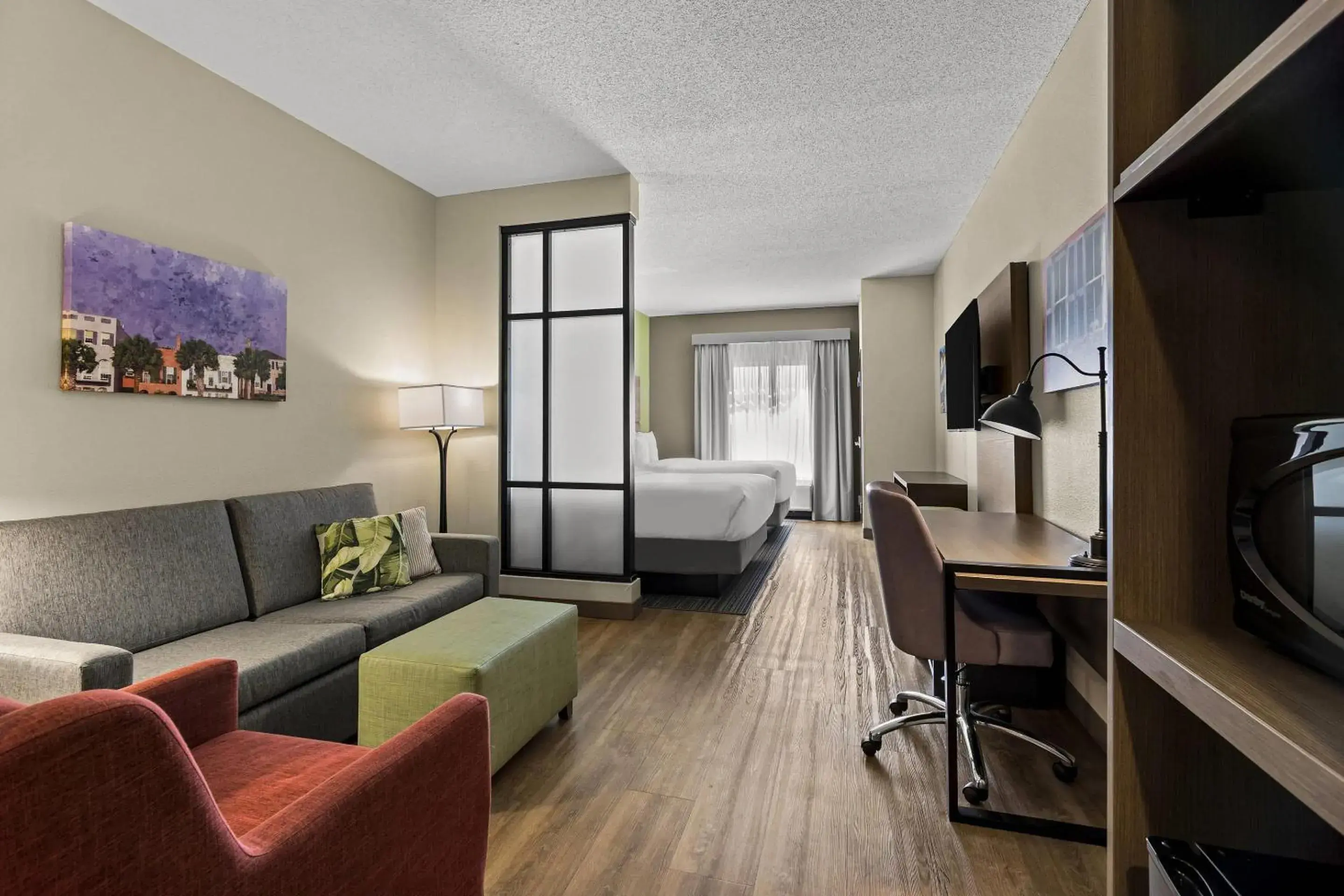 Queen Suite with Two Queen Beds in Comfort Suites Charleston West Ashley Queen Suite with Two Queen Beds in Comfort Suites Charleston West Ashley