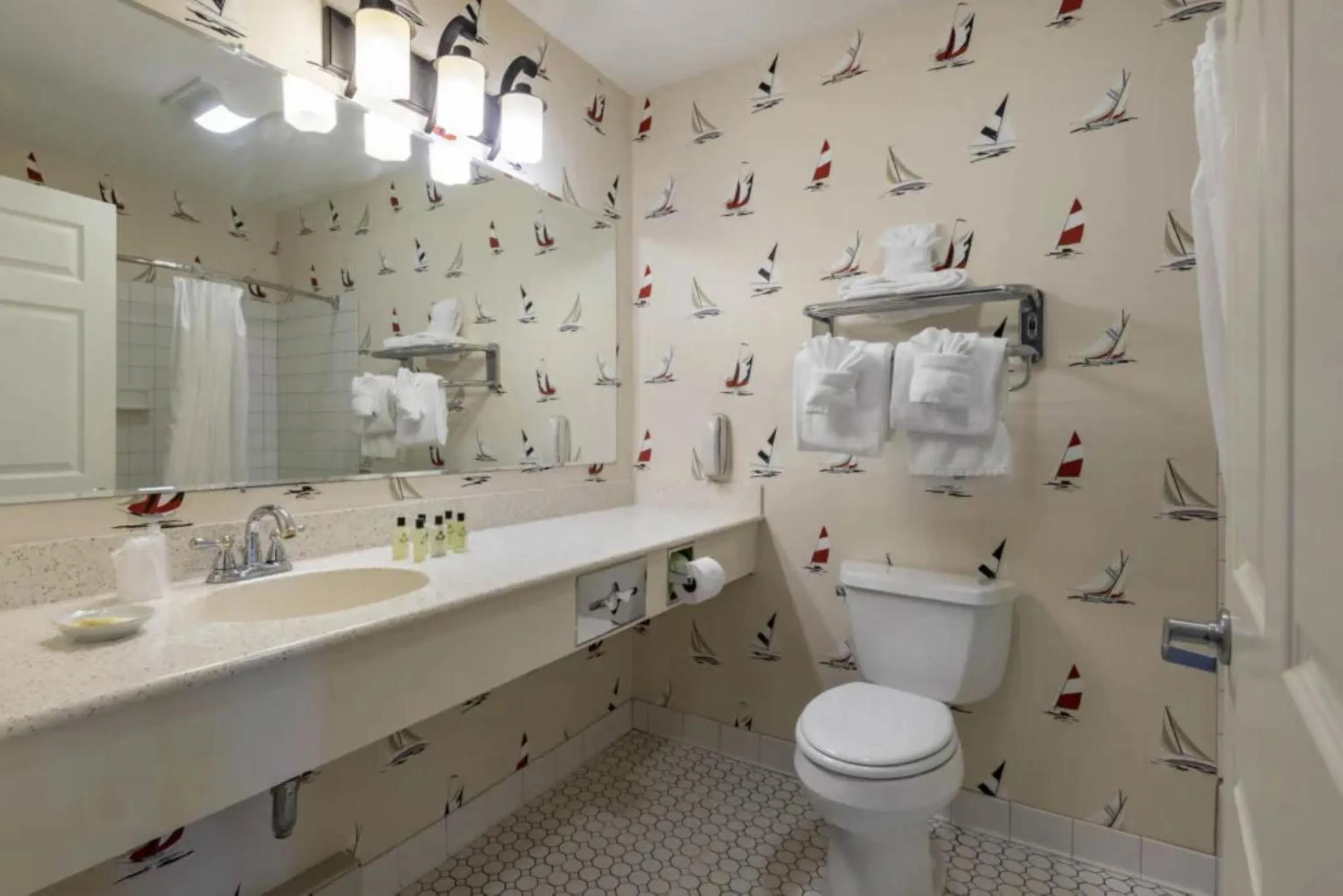 Bathroom in Sebasco Harbor Resort & Golf Club