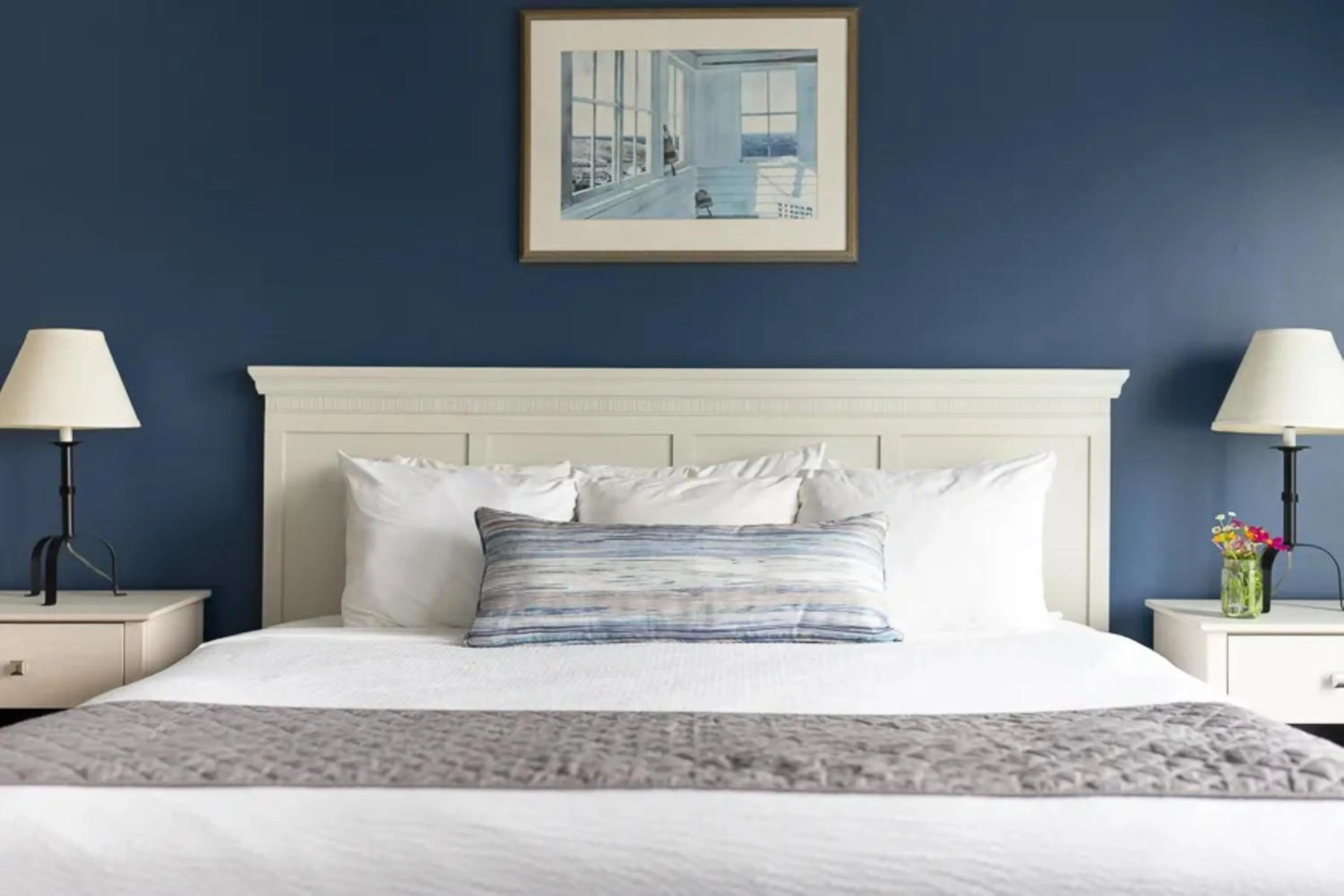 Bed in Sebasco Harbor Resort & Golf Club