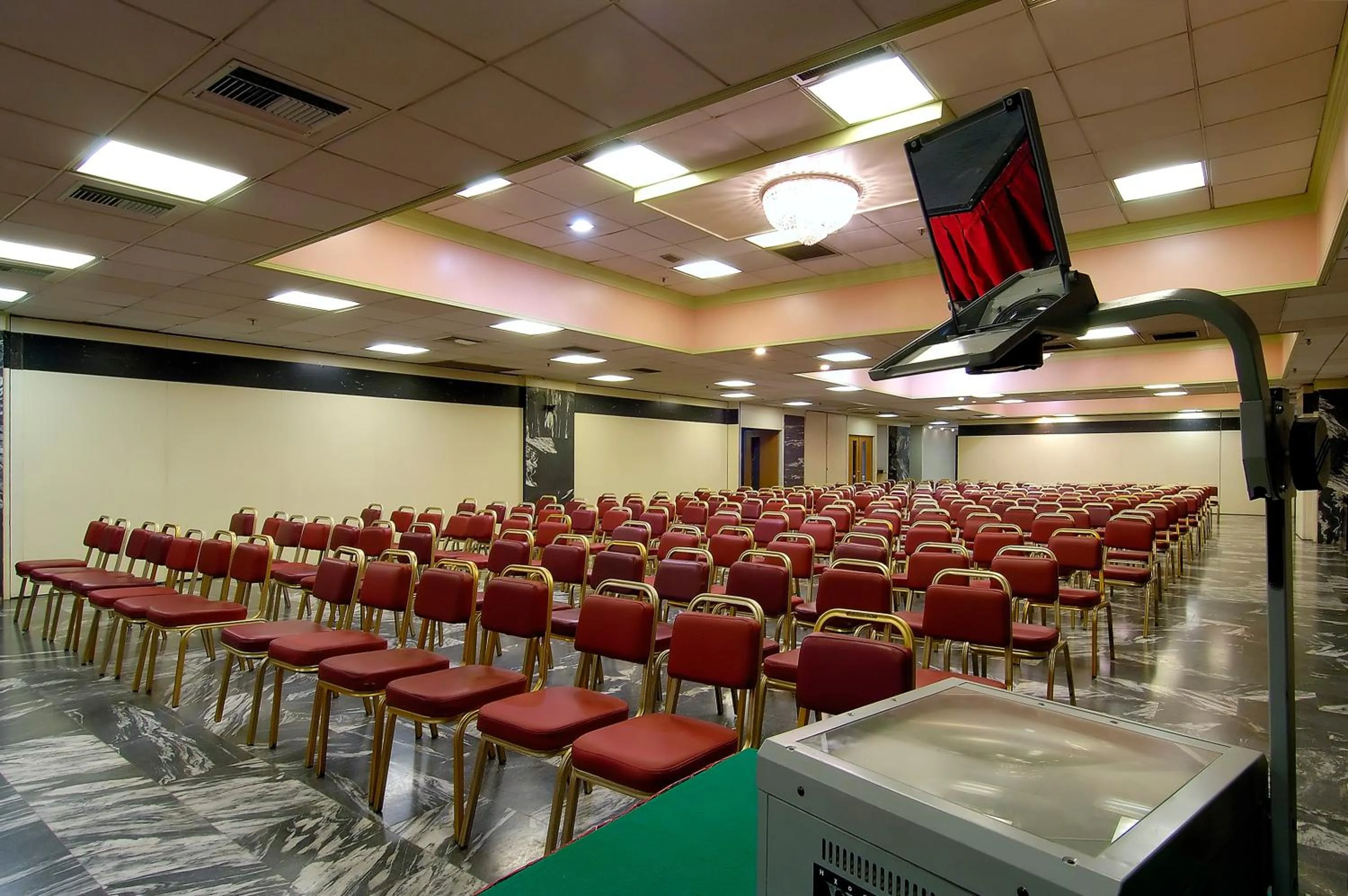 Banquet/Function facilities in Astir