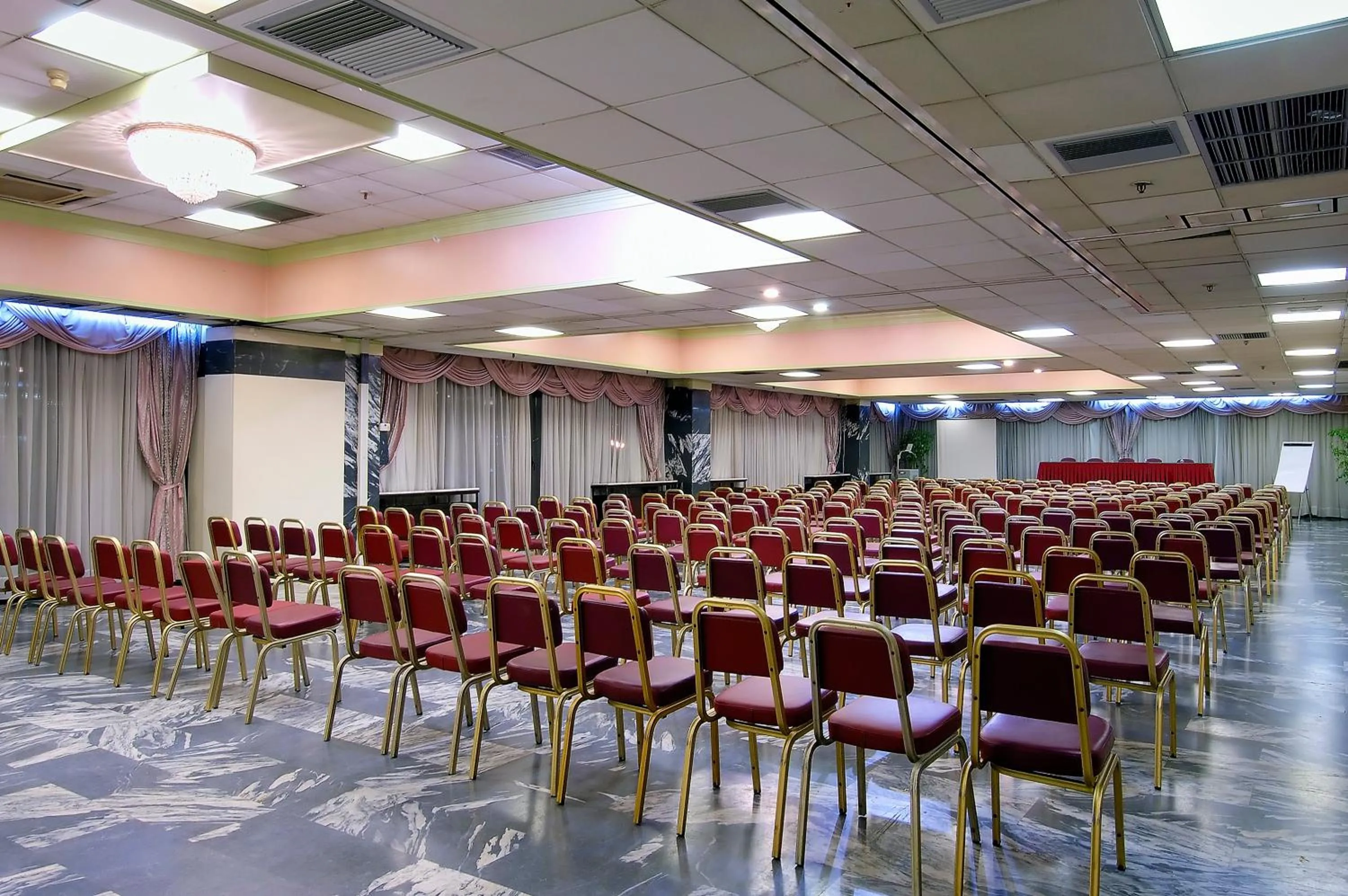 Banquet/Function facilities in Astir