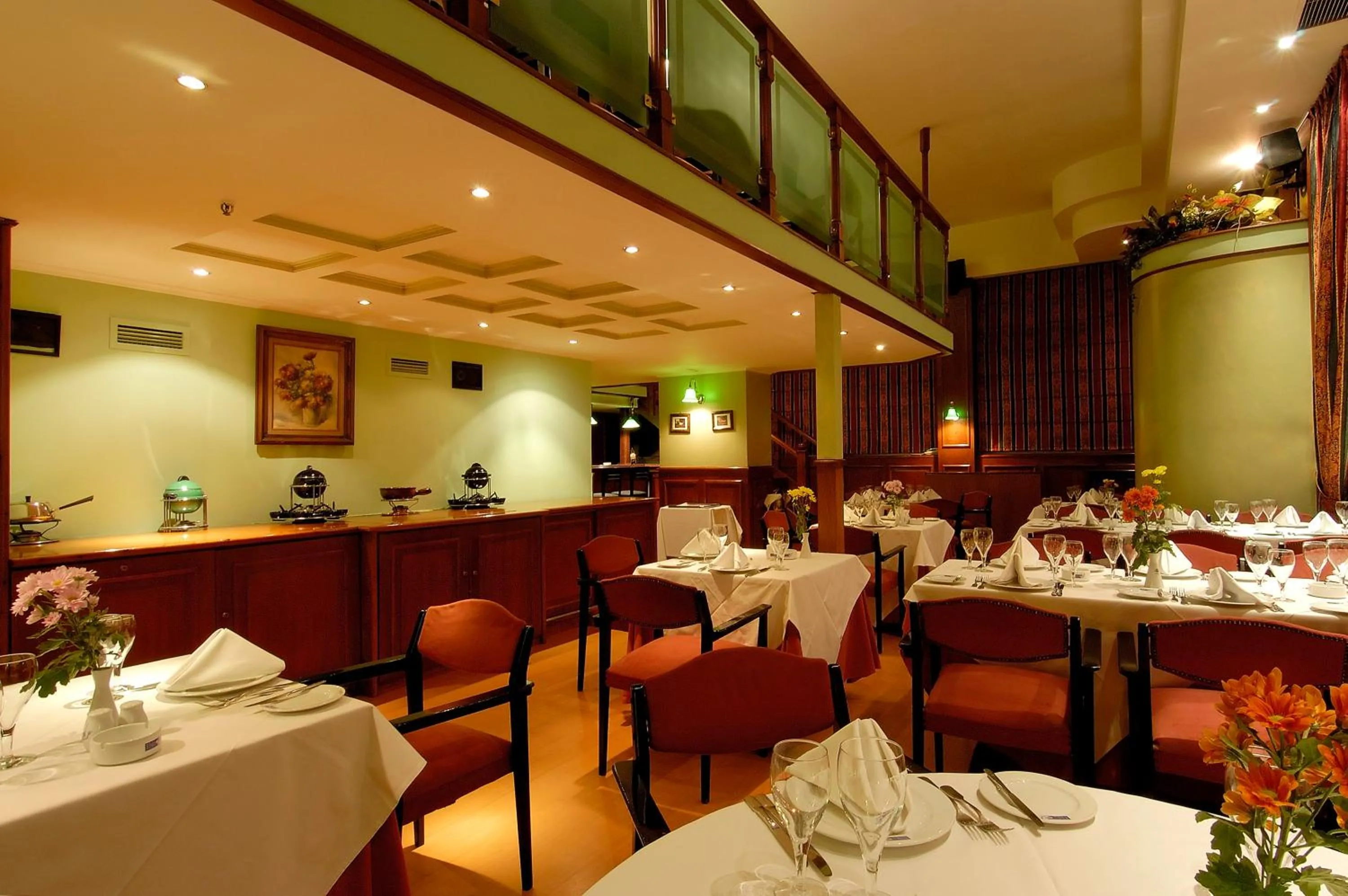 Restaurant/Places to Eat in Astir