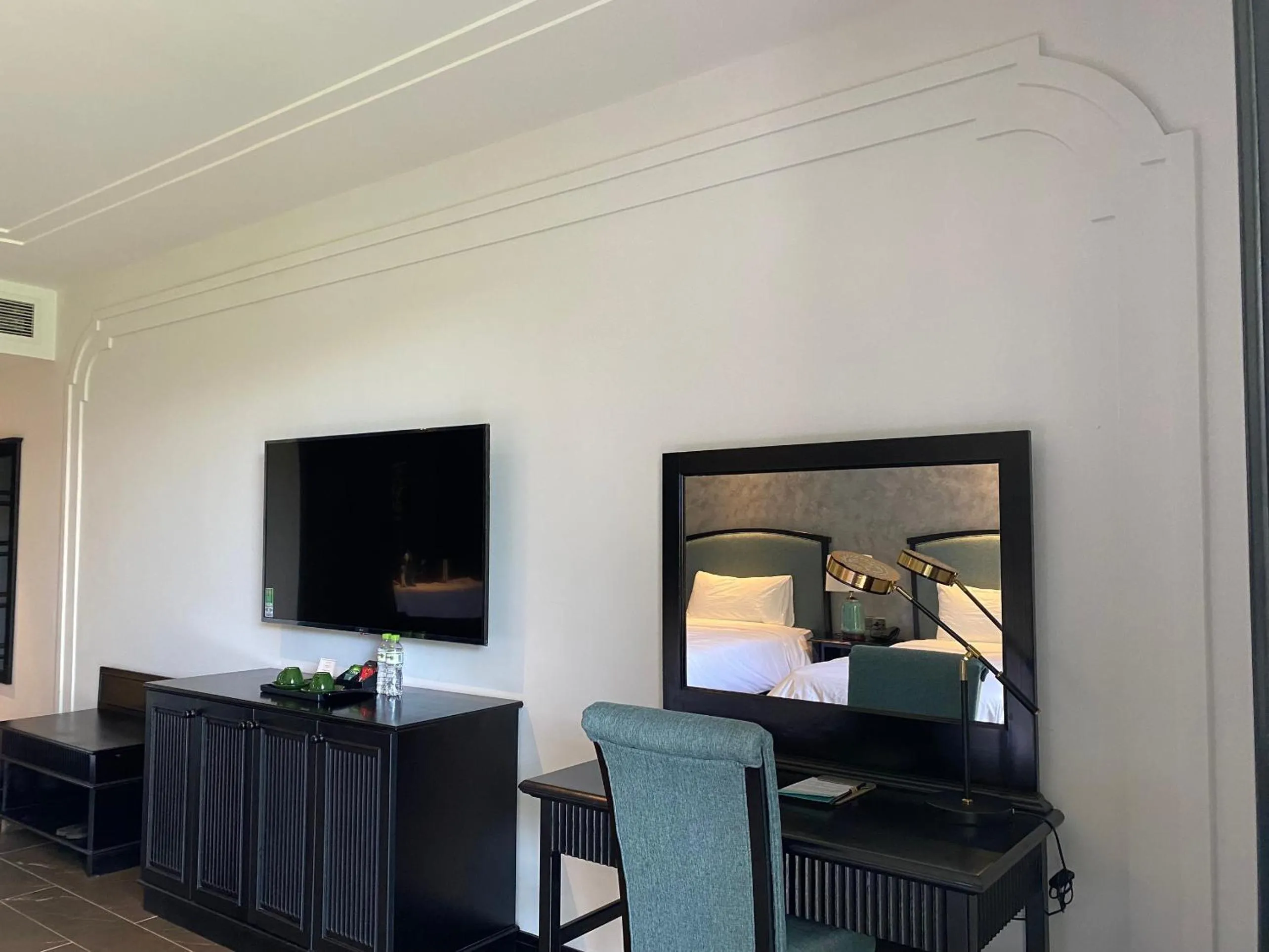 TV and multimedia in Dankbaar Resort Quy Nhon