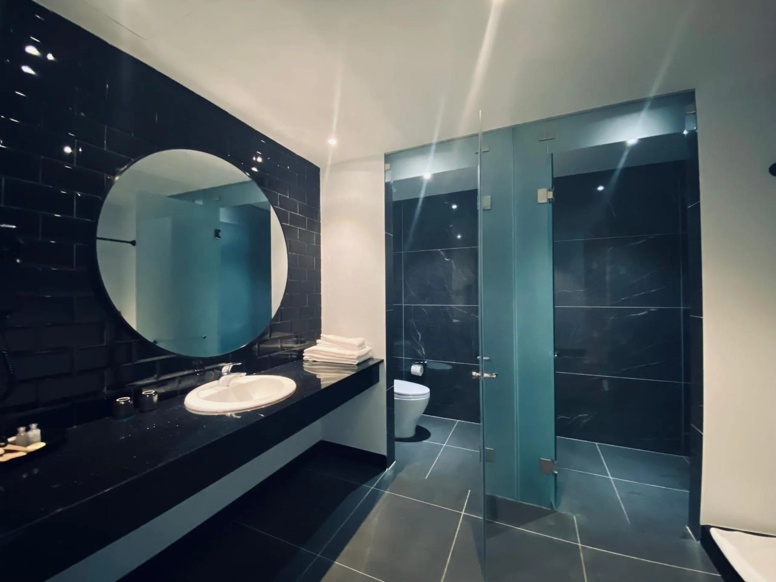 Shower in Dankbaar Resort Quy Nhon