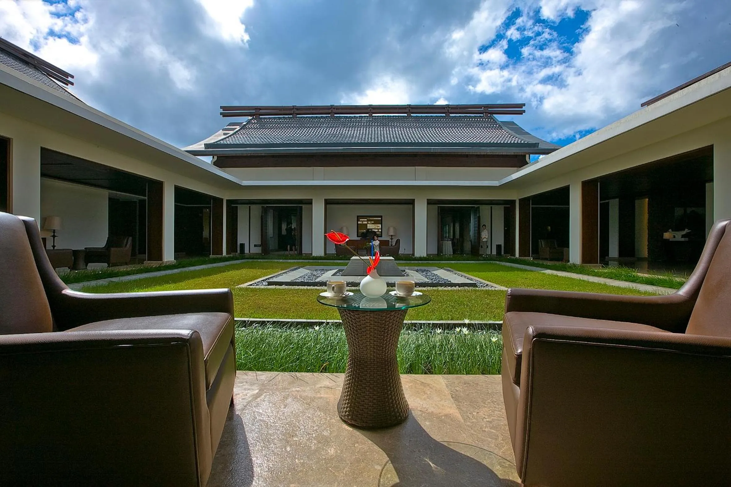 Garden in Narada Resort & Spa Perfume Bay Sanya