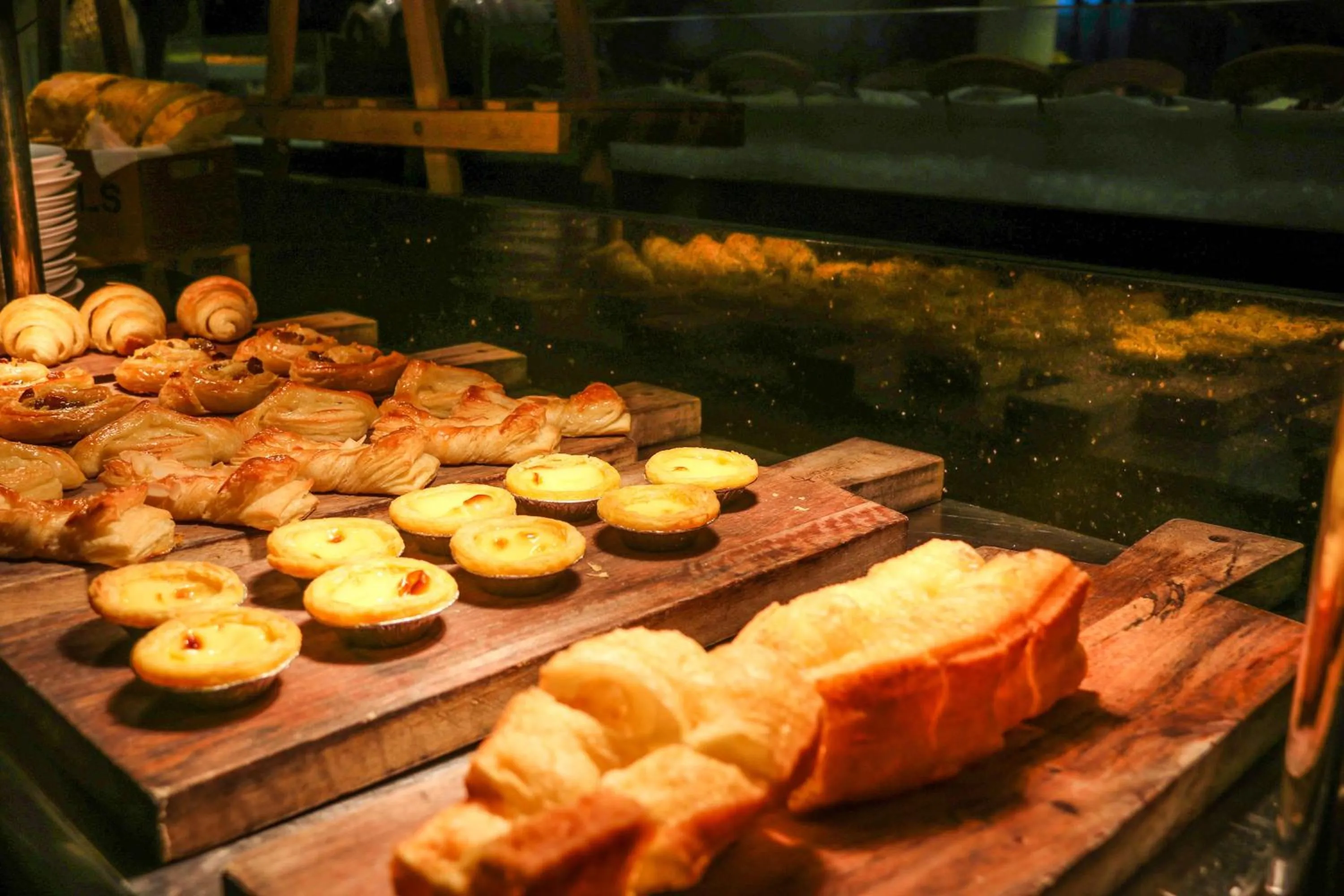 Breakfast in Narada Resort & Spa Perfume Bay Sanya