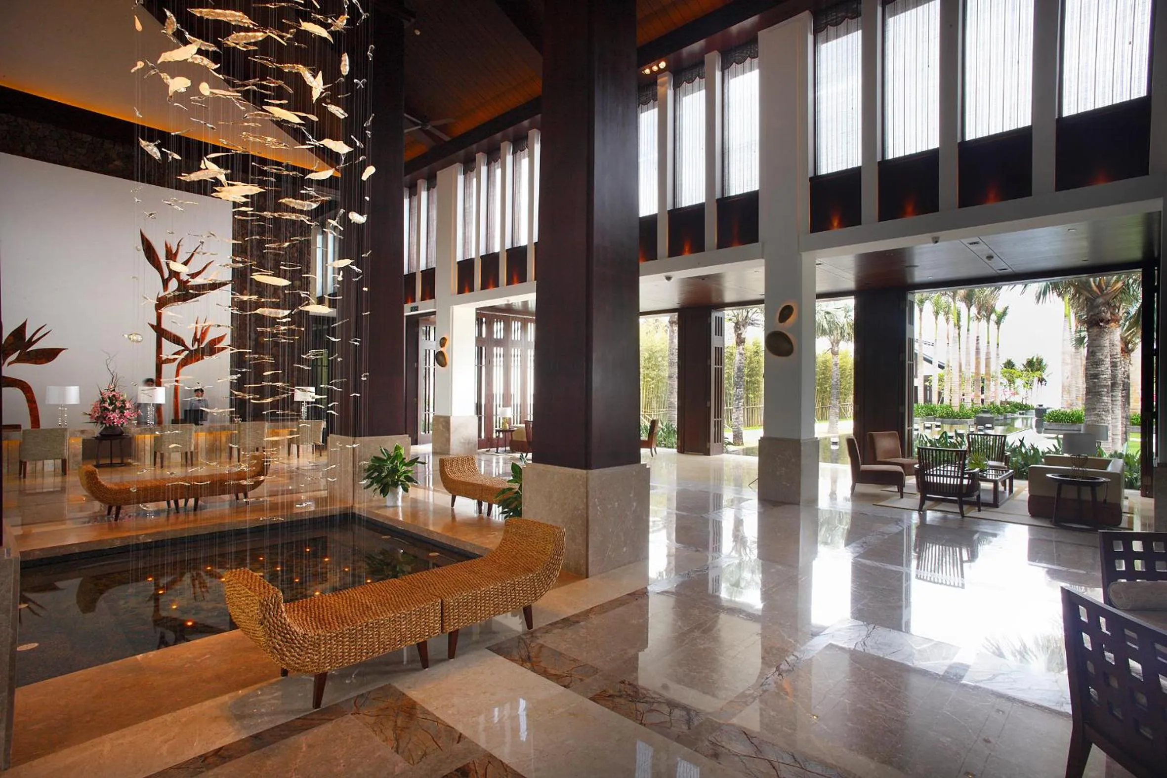 Lobby or reception in Narada Resort & Spa Perfume Bay Sanya