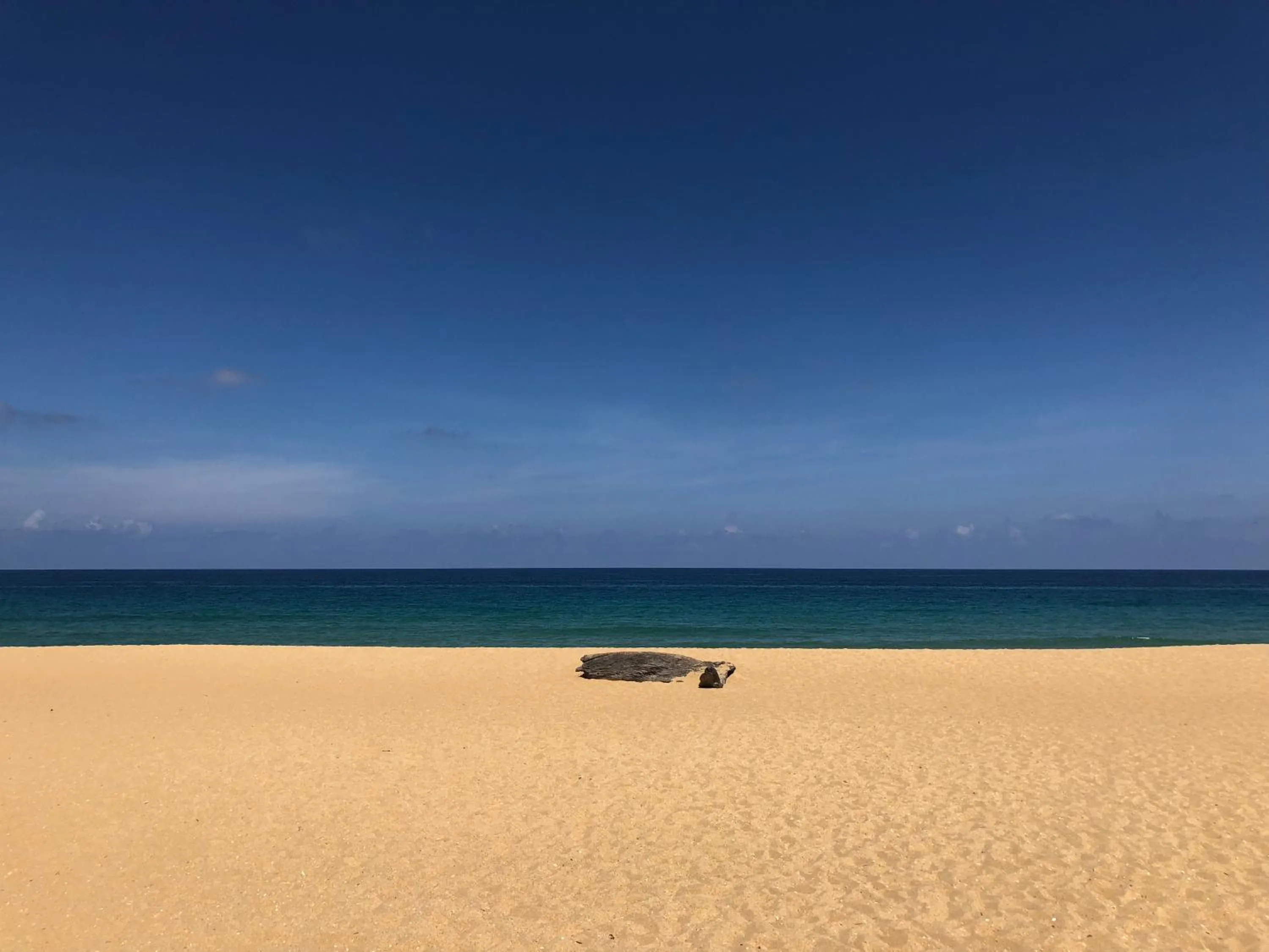 Beach in Narada Resort & Spa Perfume Bay Sanya