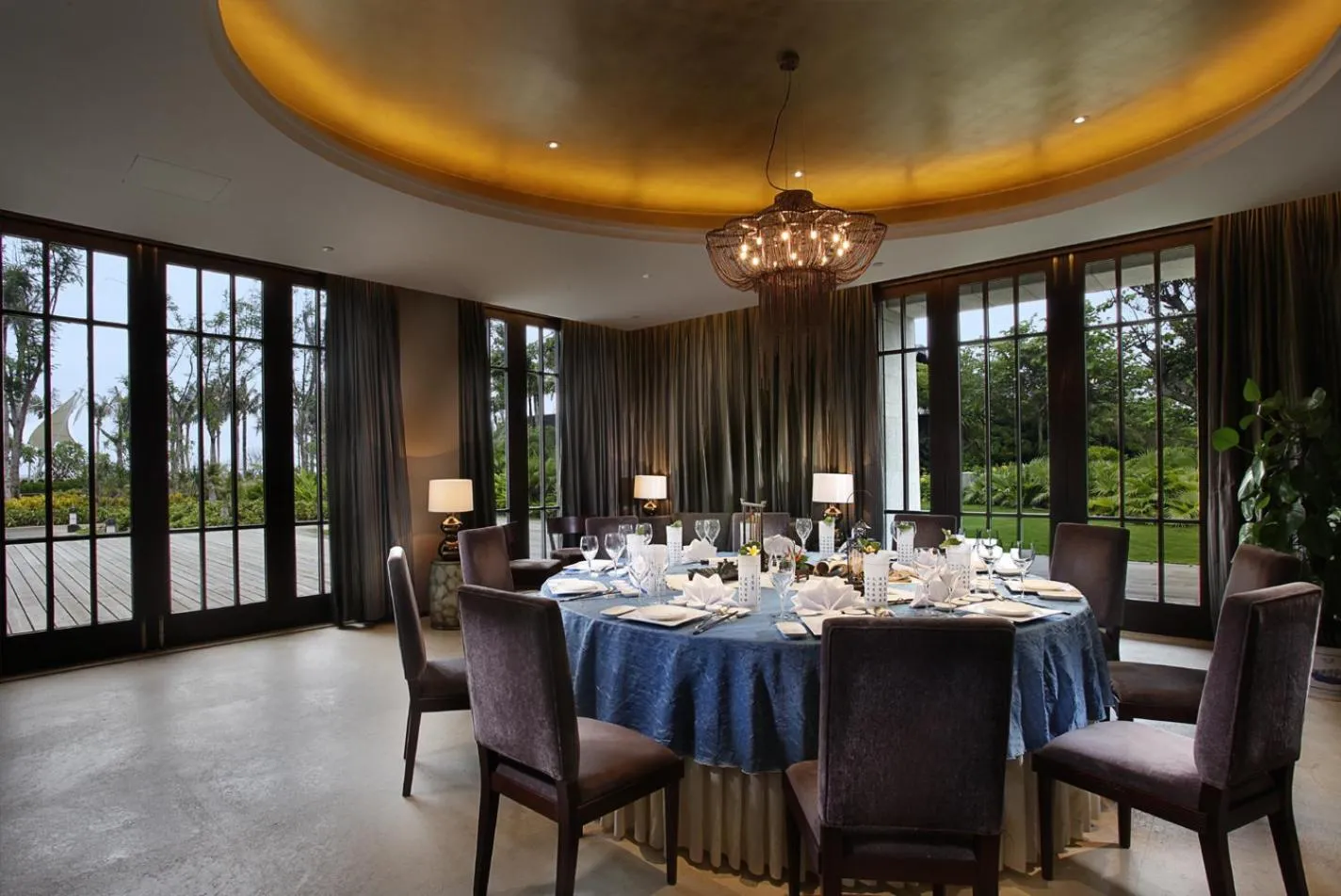 Restaurant/places to eat in Narada Resort & Spa Perfume Bay Sanya