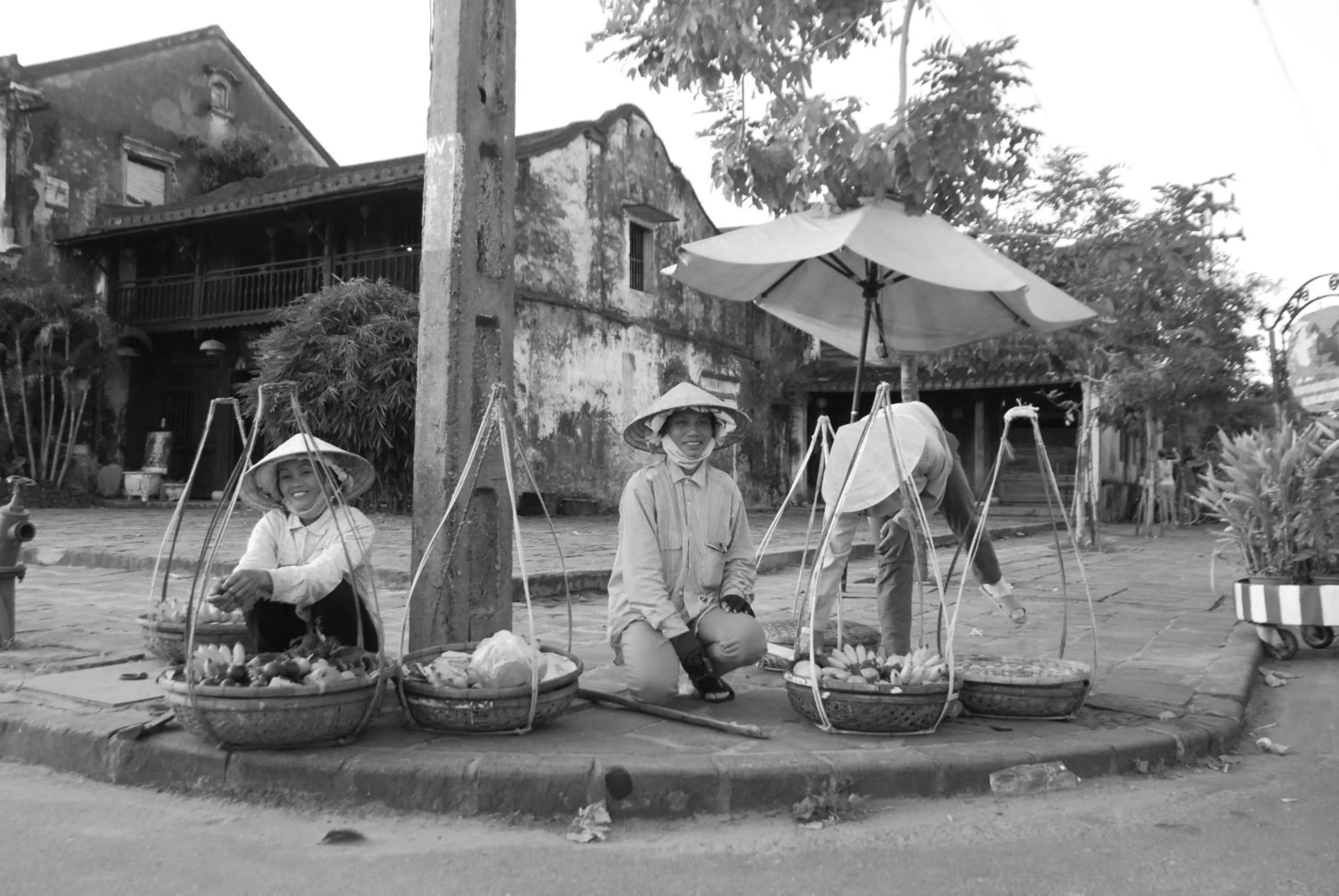 People in Pho Hoi 1 Hotel