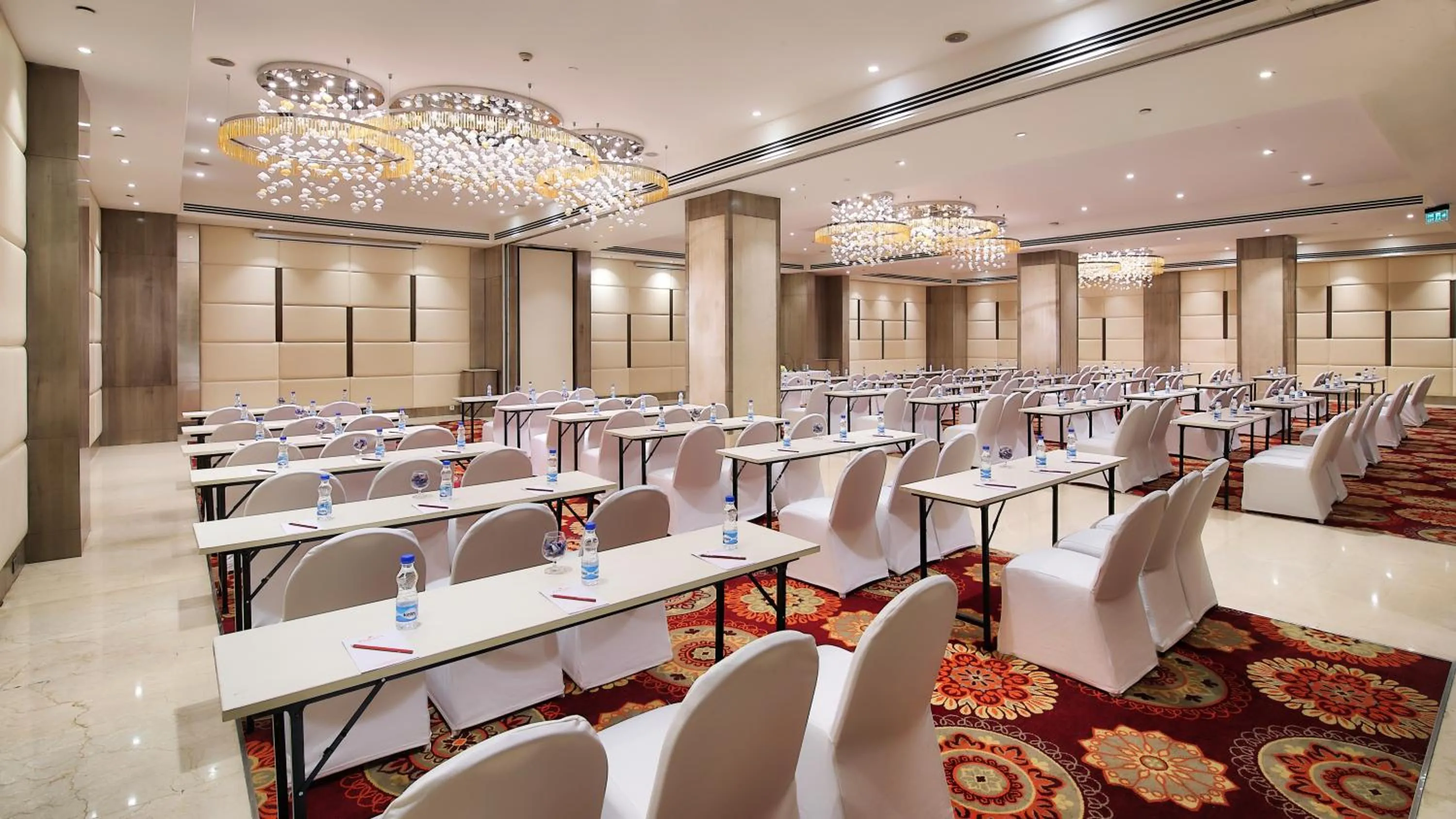 Banquet/Function facilities in Ramada Gurgaon Central