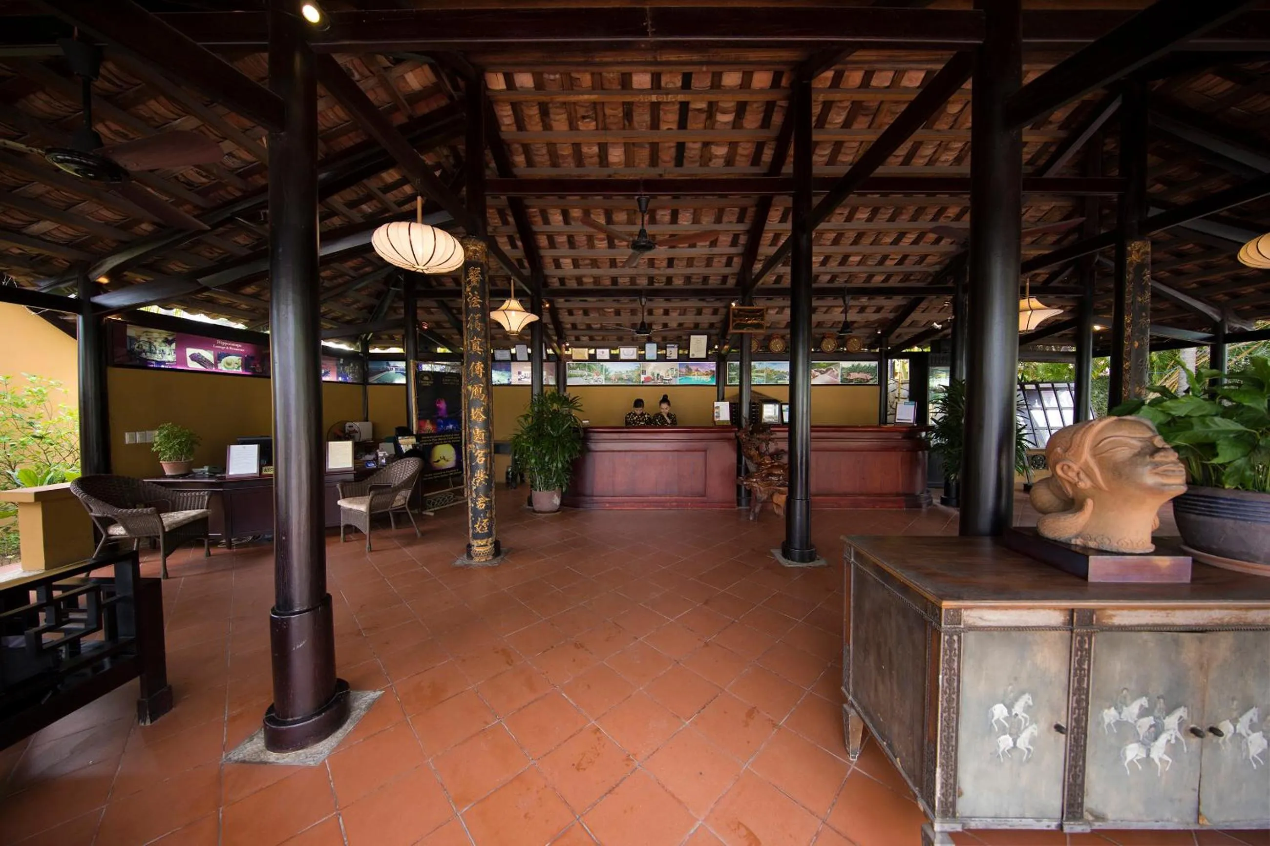 Restaurant/places to eat in Seahorse Resort & Spa