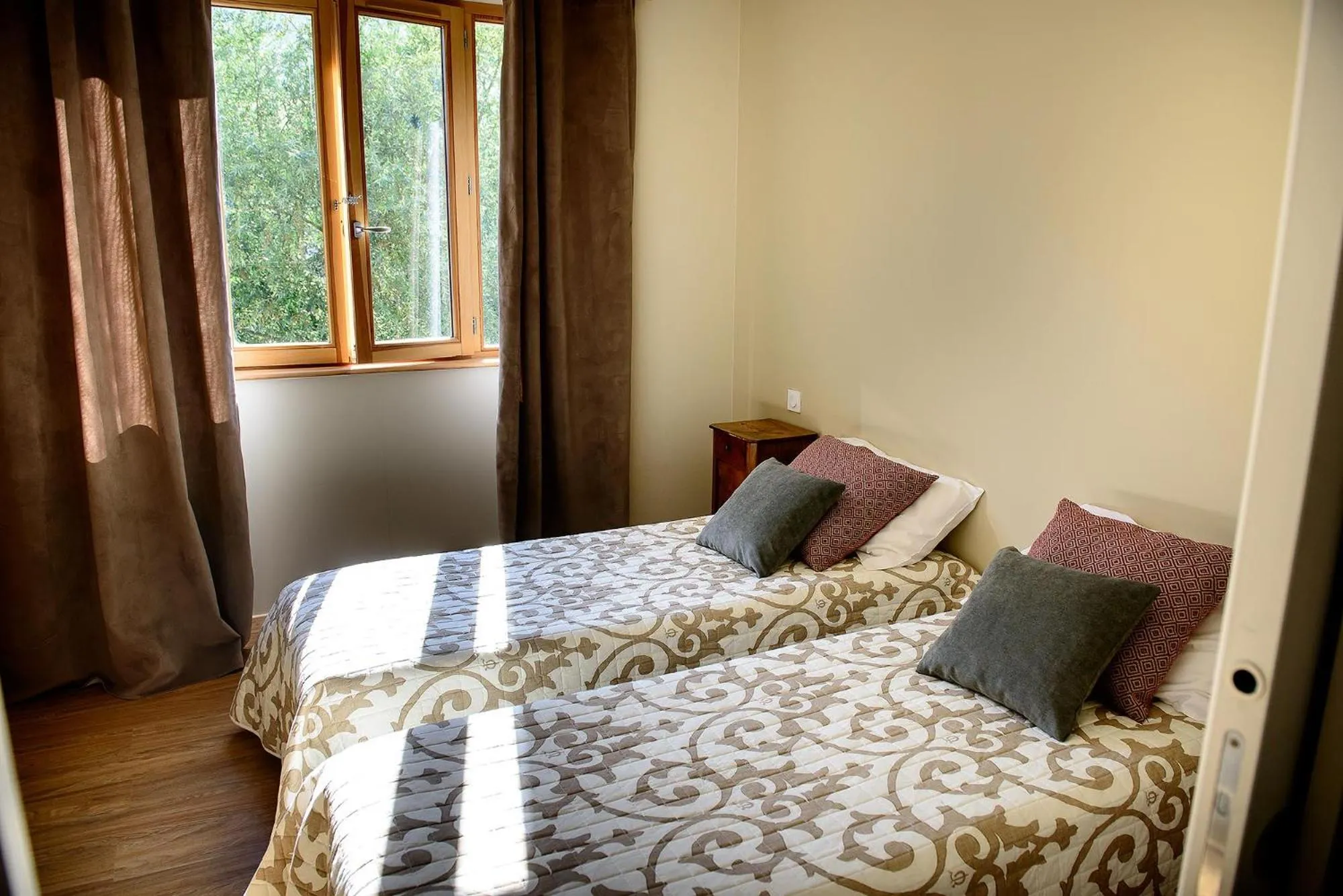 Bedroom, Bed in Sport'Hotel-Aparthotel de Milan