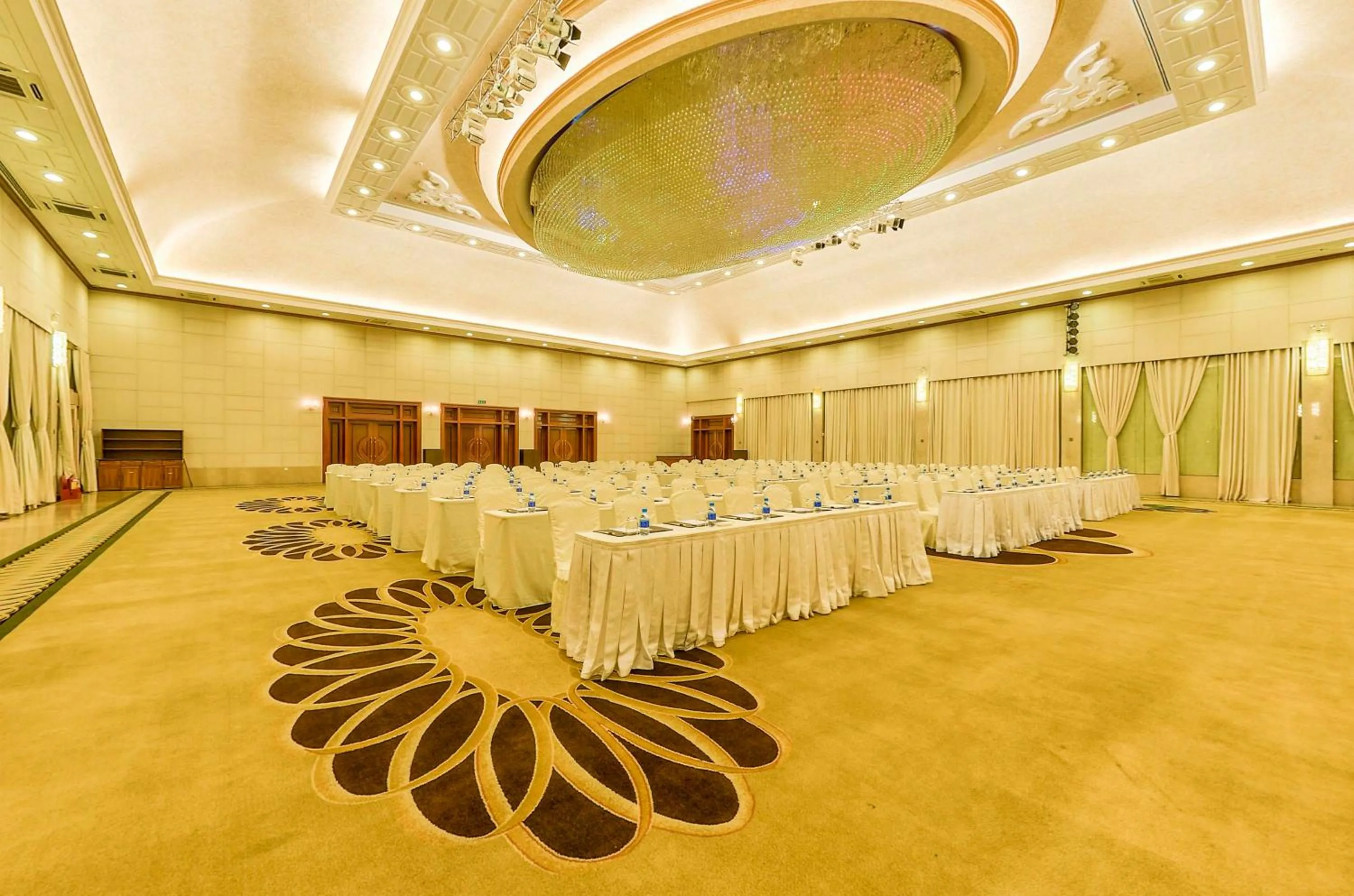 Meeting/conference room in Sea Links Beach Hotel