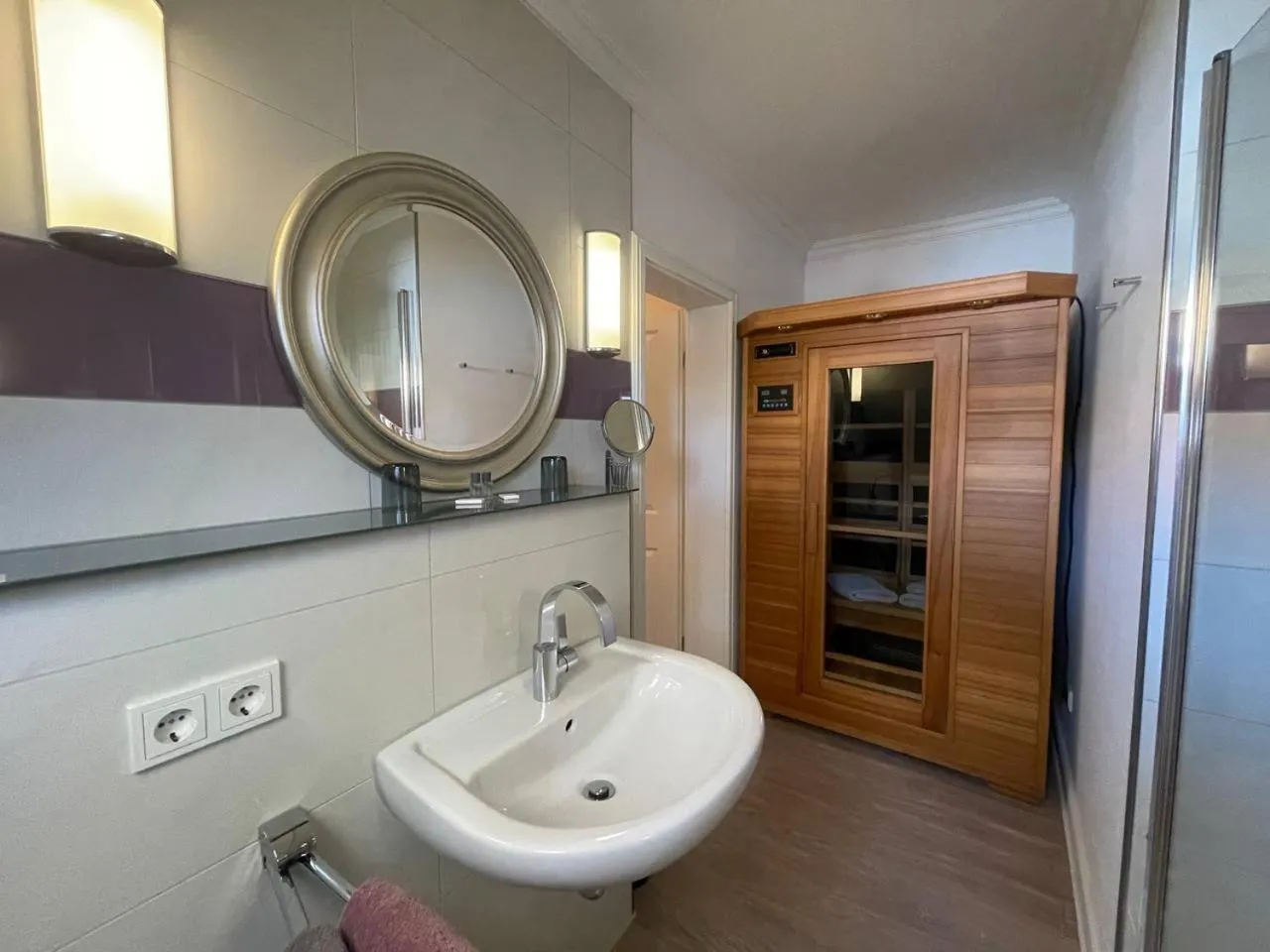 Shower in Hotel Deichvoigt