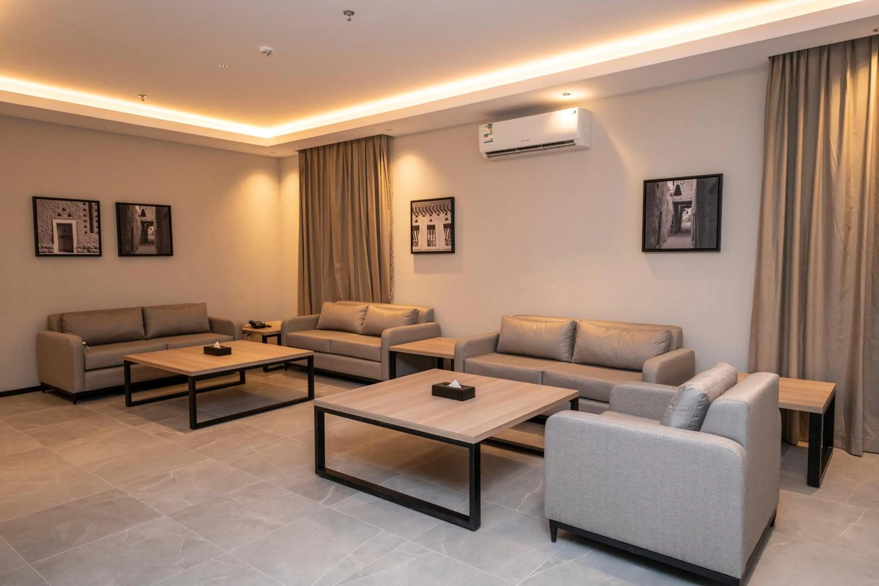 Seating area in Manazel Aldiafah serviced Apartments AlSulymaniyah