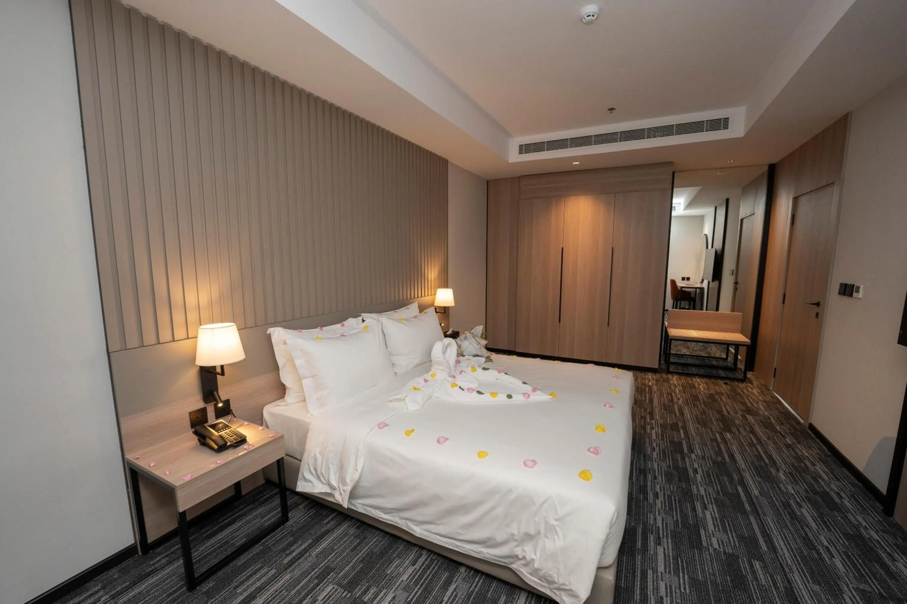 Bedroom, Bed in Manazel Aldiafah serviced Apartments AlSulymaniyah