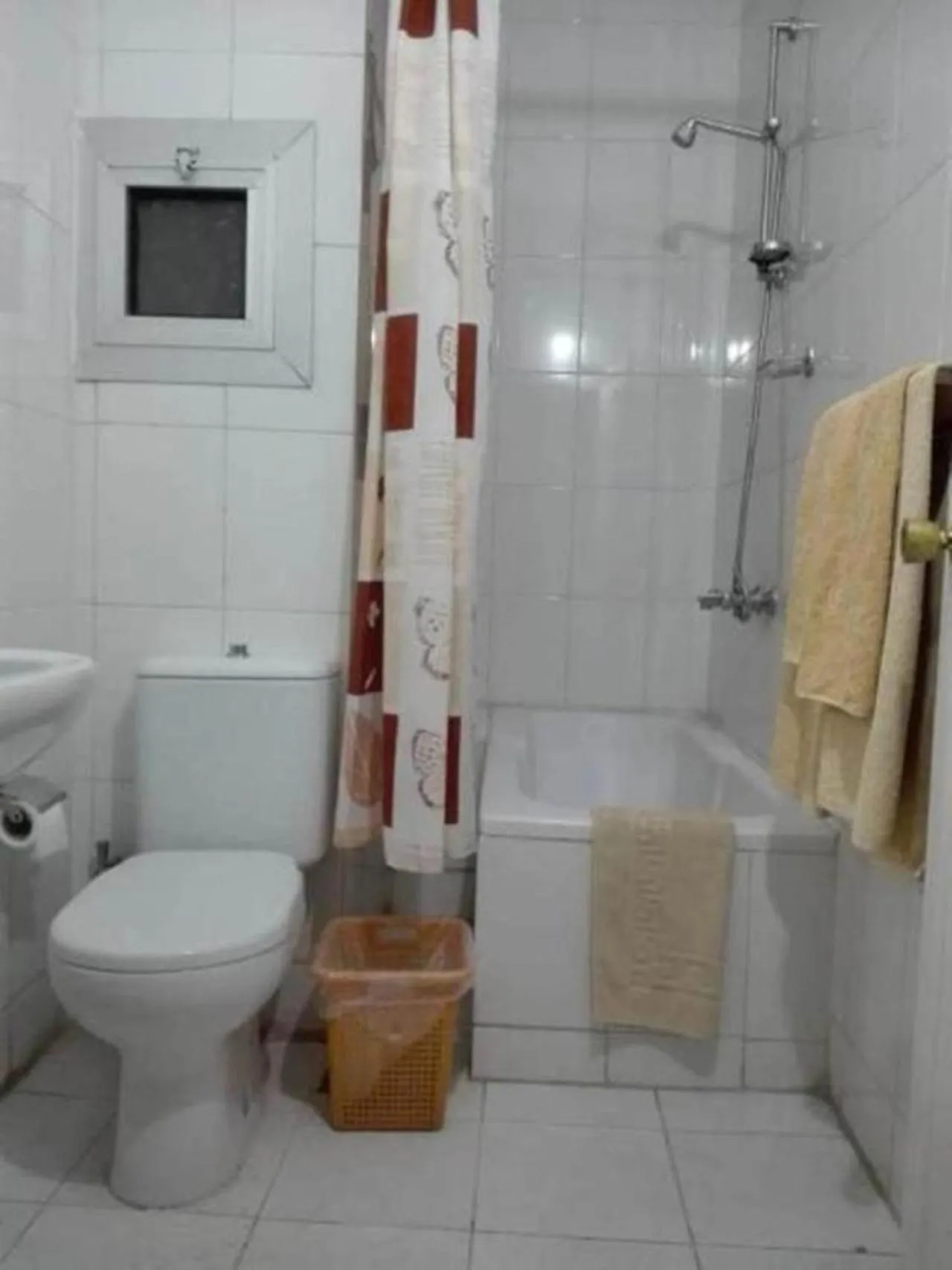 Bathroom in Sea View Hotel