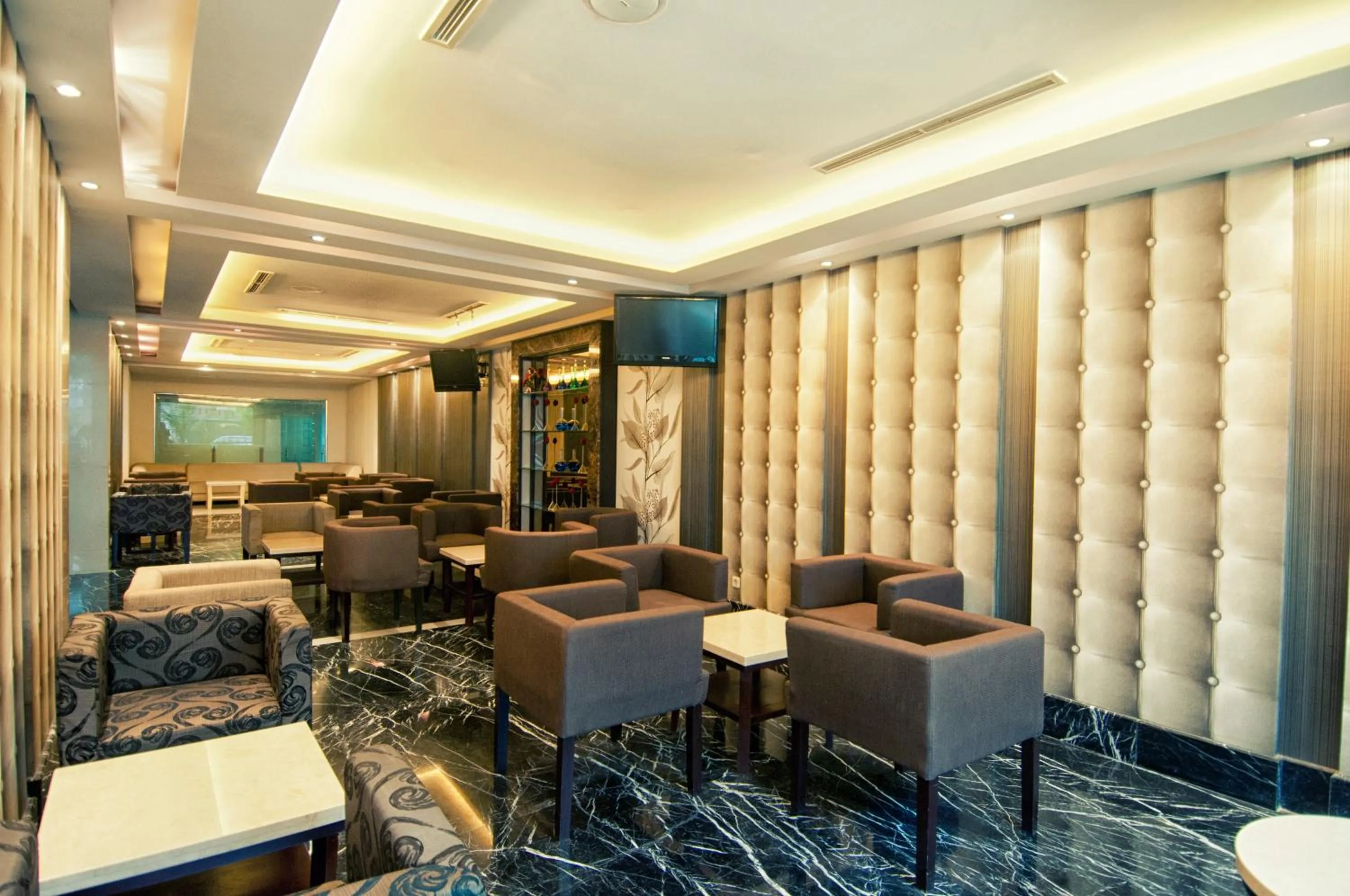 Lounge or bar in Grand Sakura Hotel