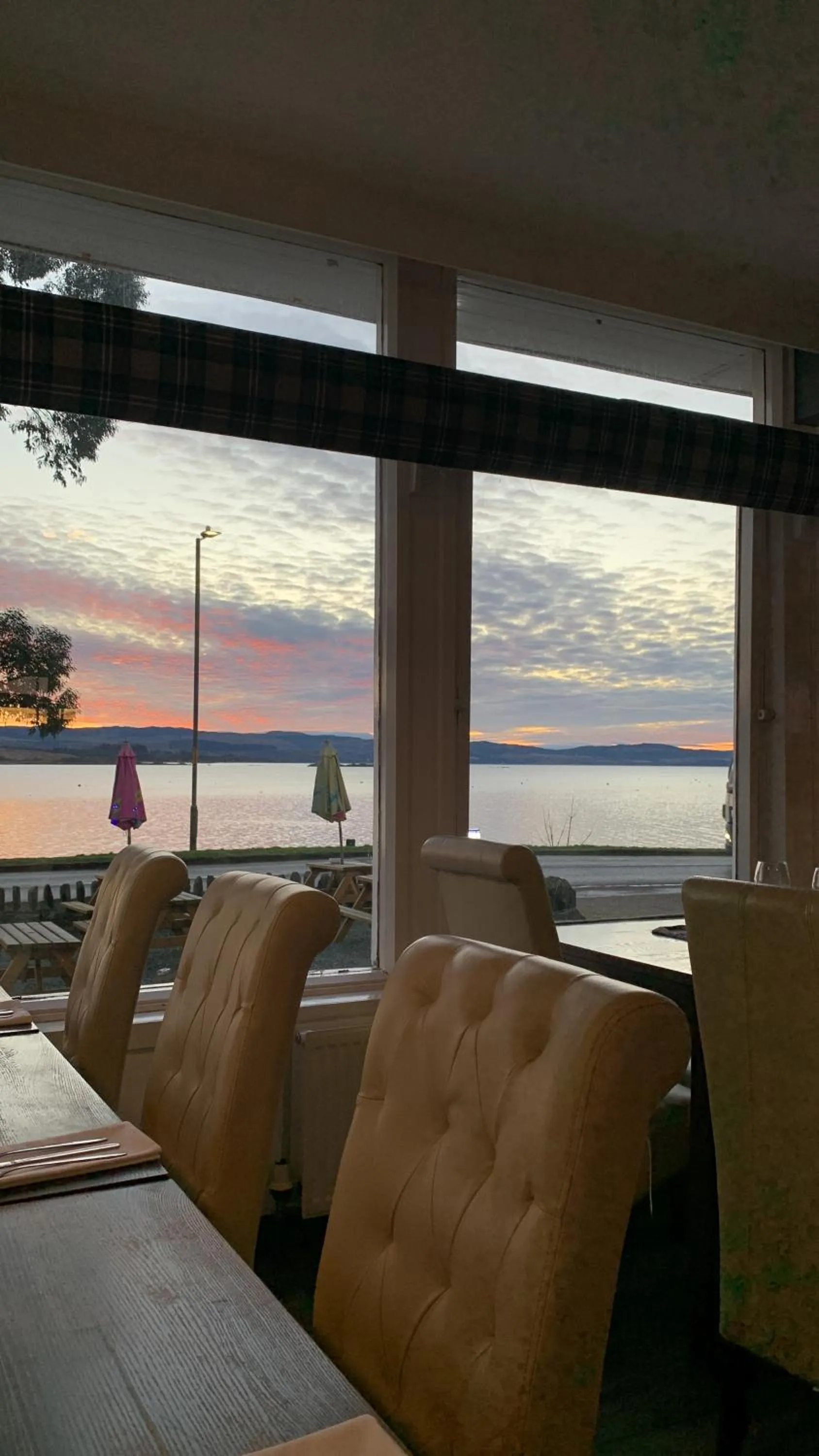 Restaurant/places to eat in The Grey Gull Hotel