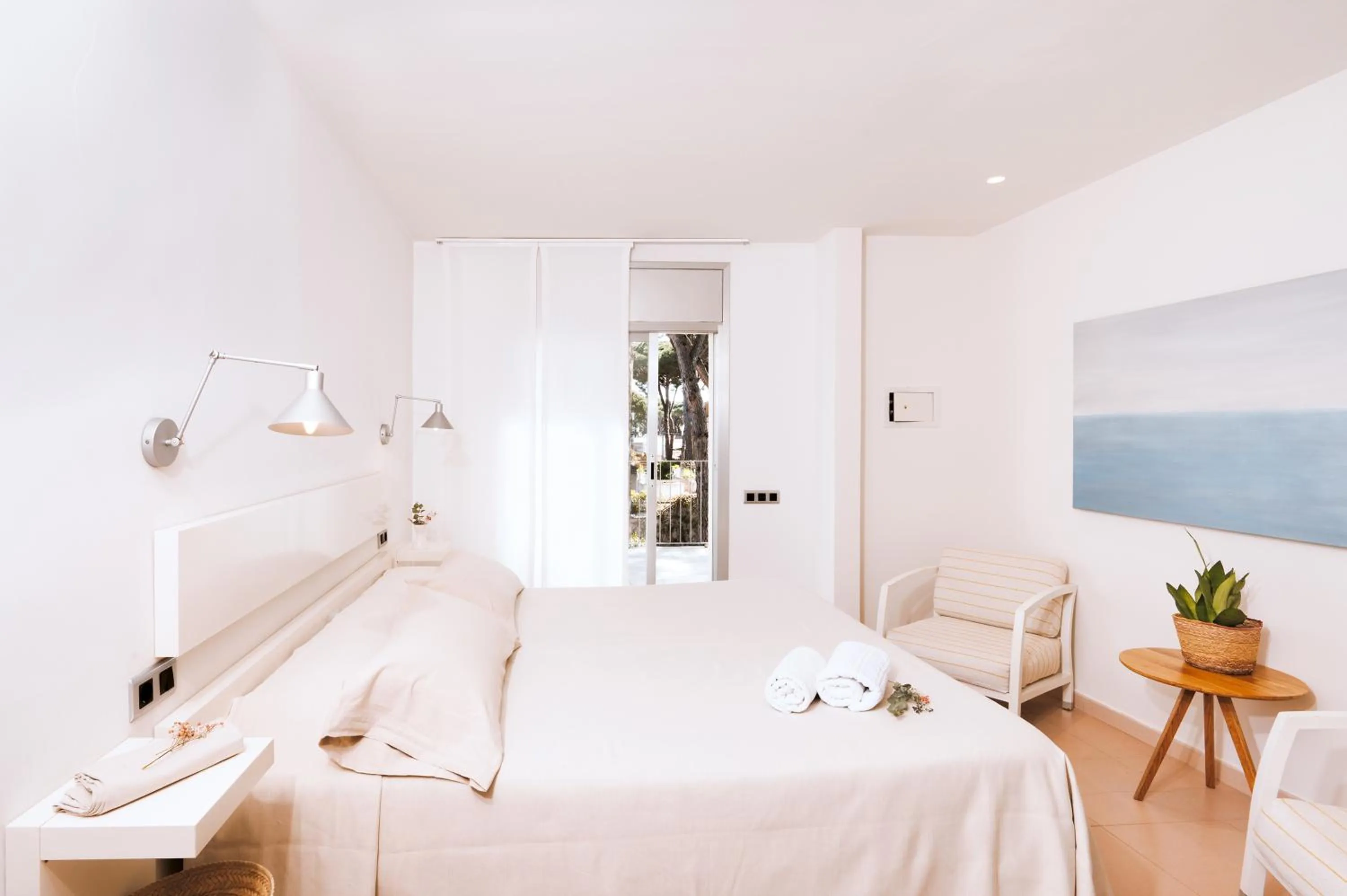 Bedroom, Bed in Apartamentos Porta Coeli