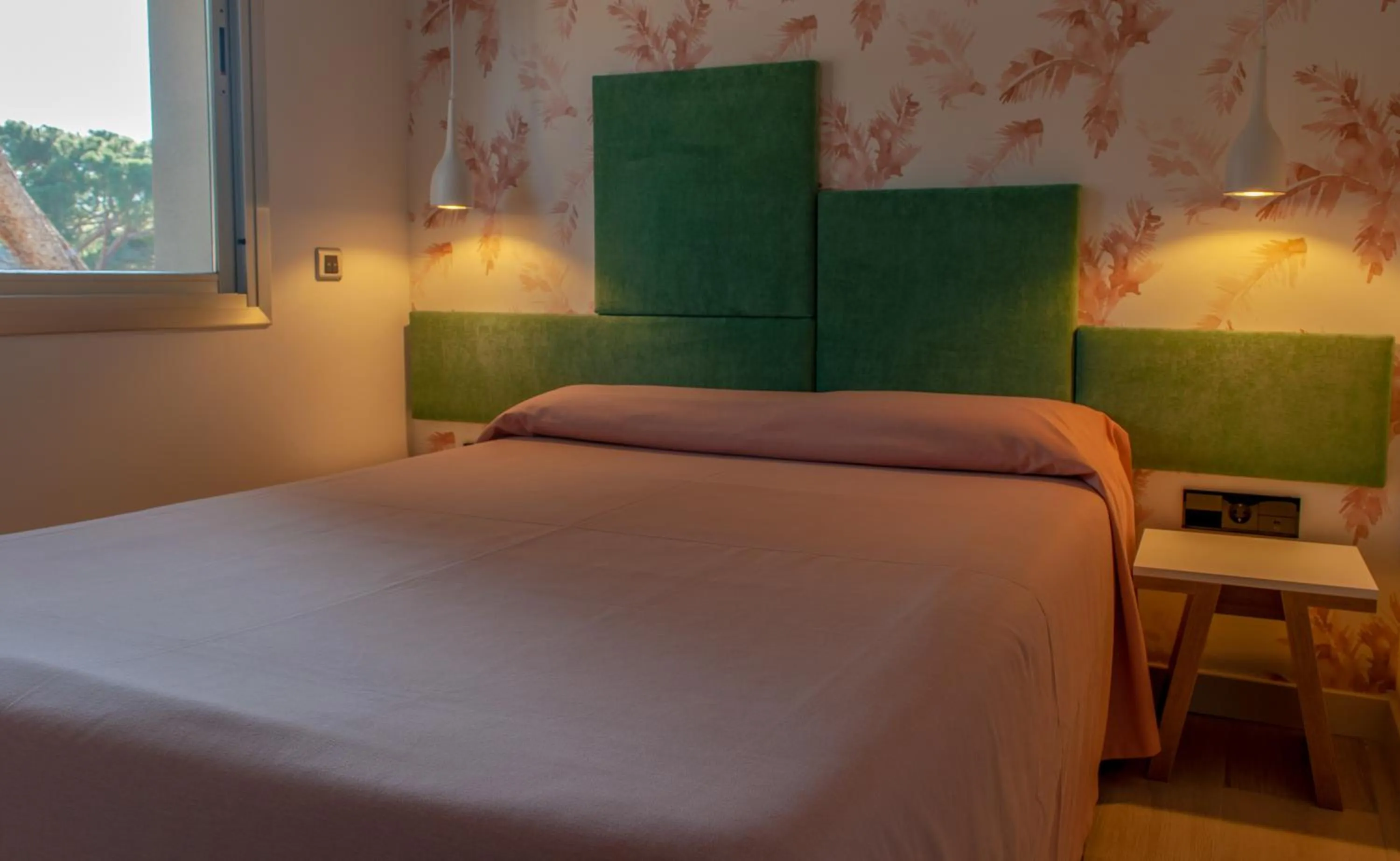 Bedroom, Bed in Apartamentos Porta Coeli