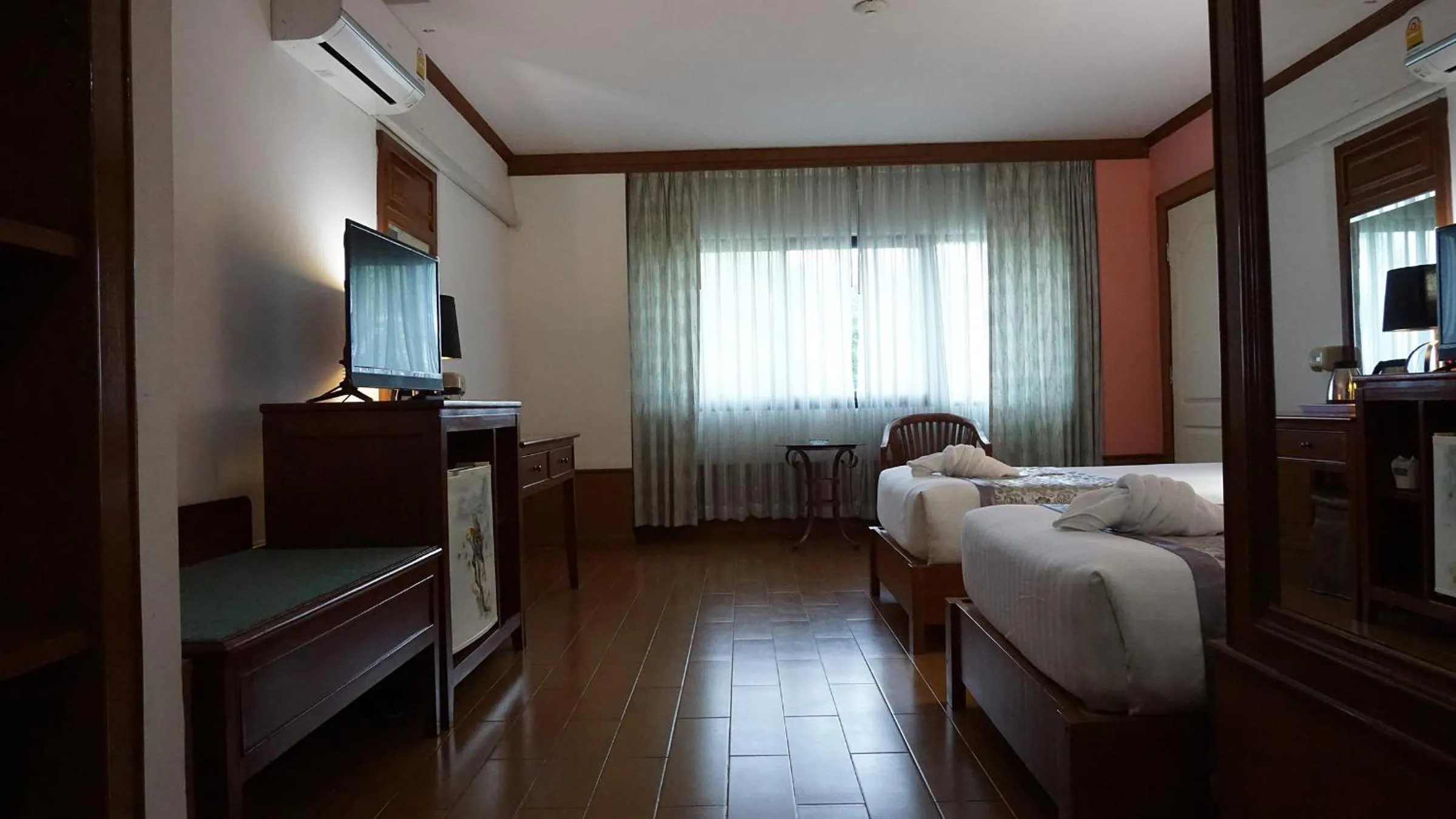 Bed in Wattana Park Hotel