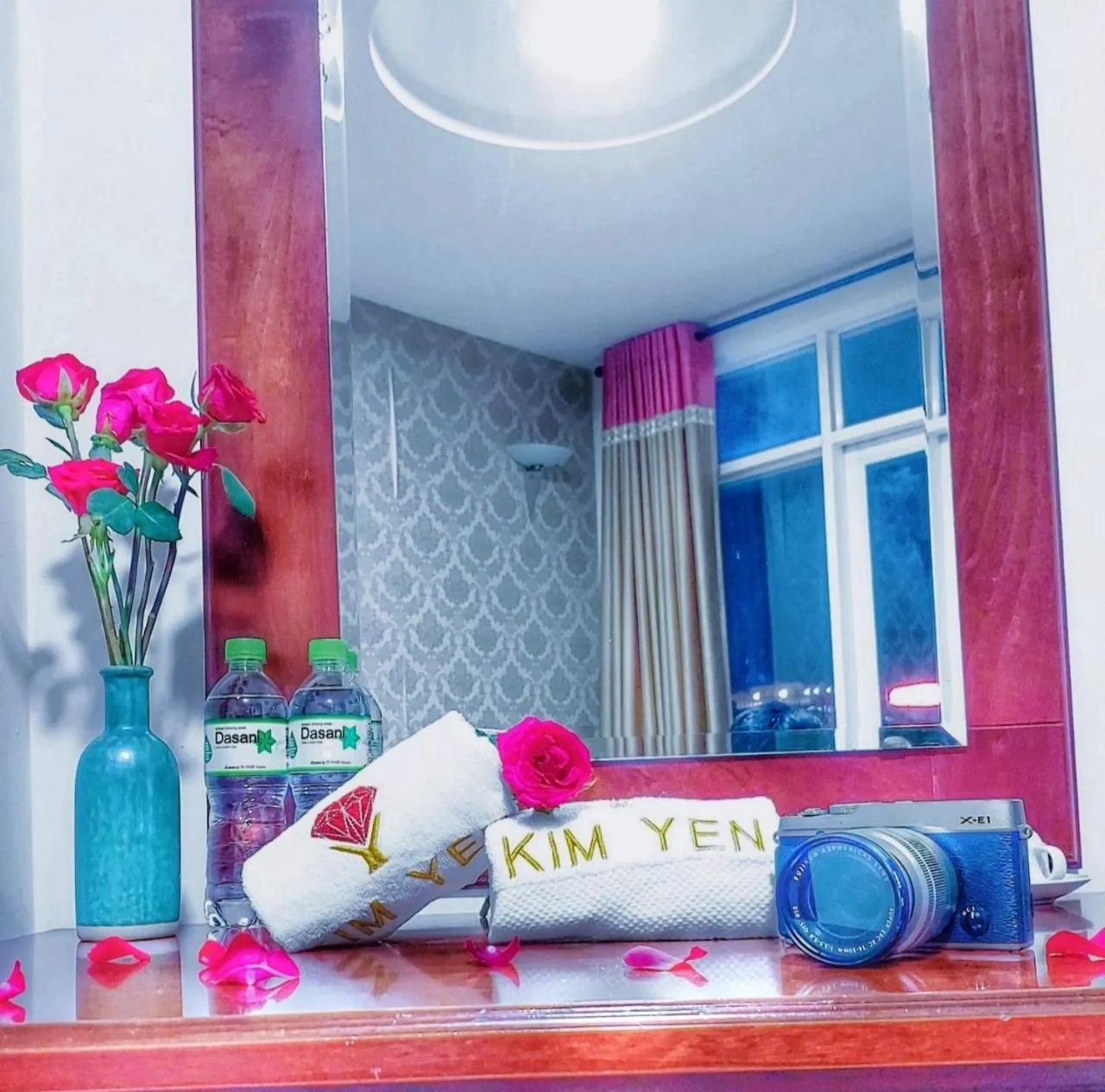 Seating area in Kim Yen Hotel