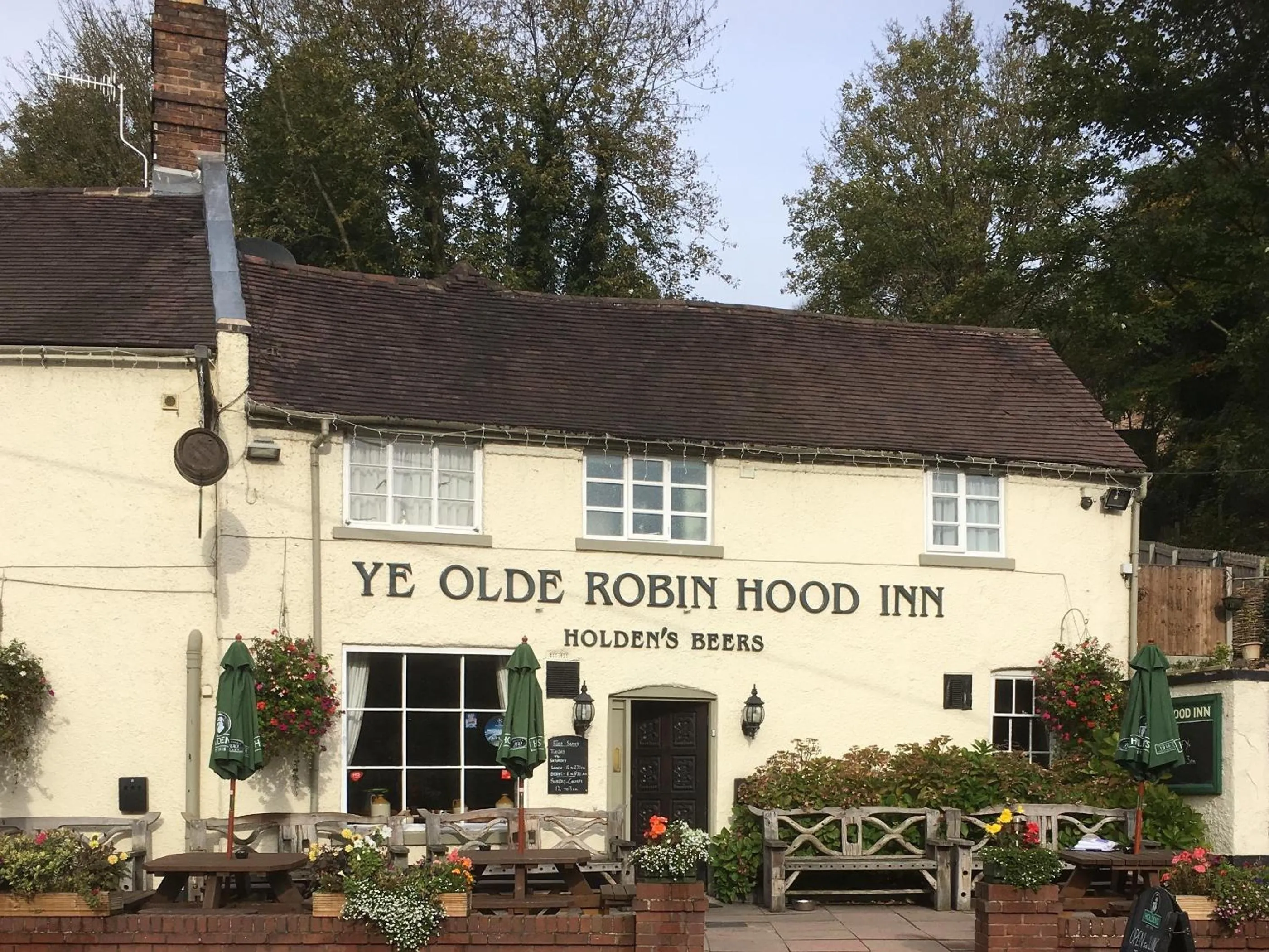 Property building in Ye Olde Robin Hood Inn