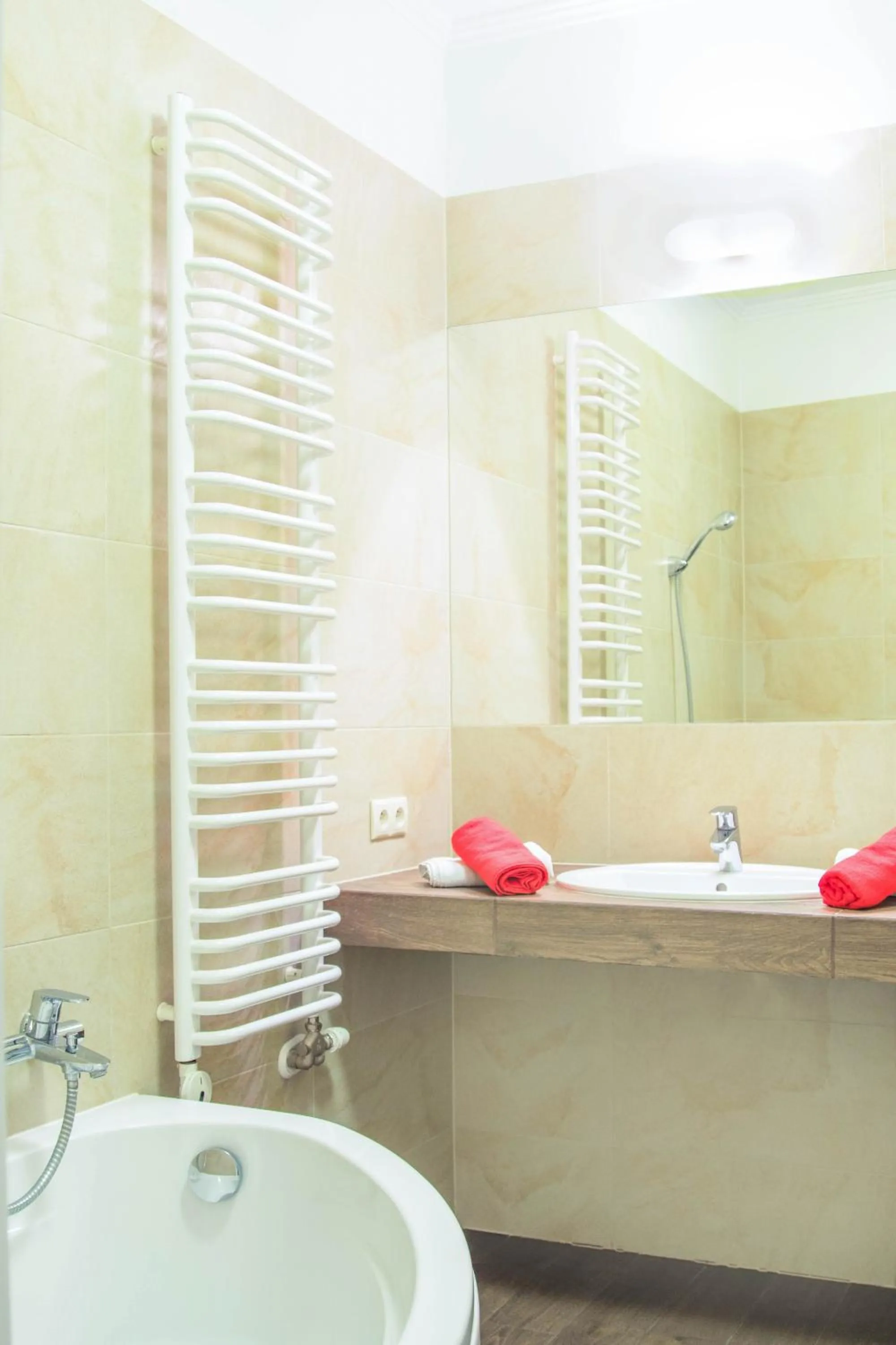 Shower in Florianska Gate Luxury Apartments