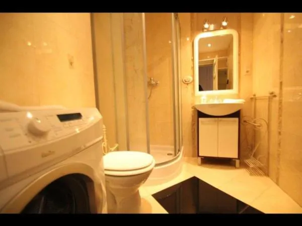 Shower in Florianska Gate Luxury Apartments