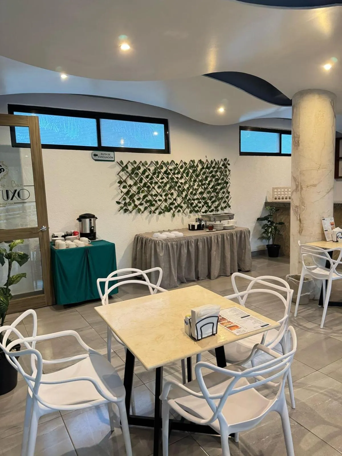 Restaurant/places to eat in Hotel Boutique La Toja Campeche