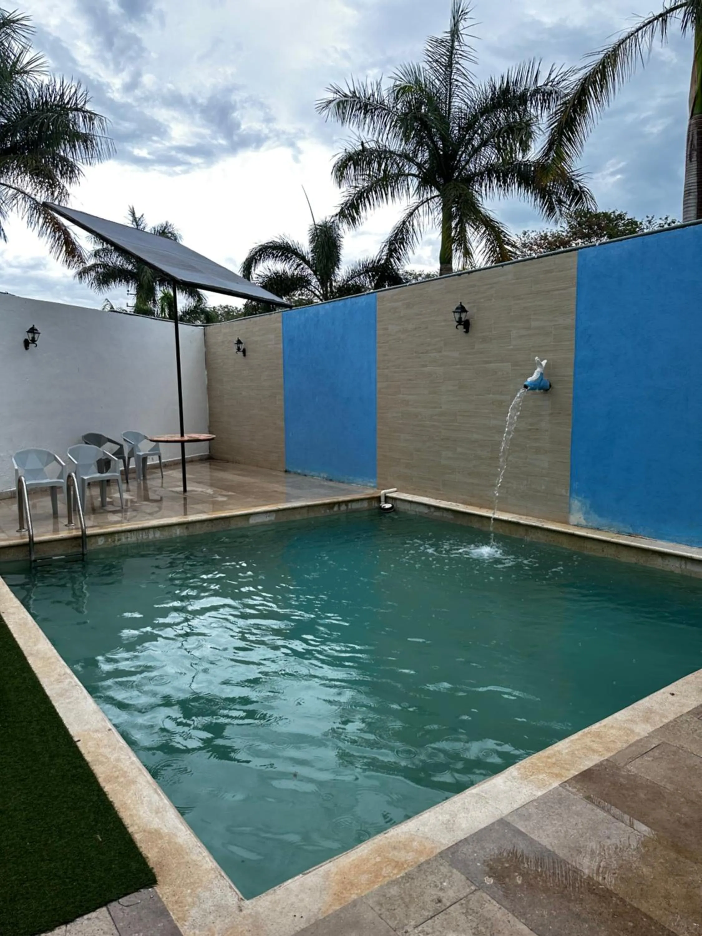 Swimming pool in Hotel Boutique La Toja Campeche