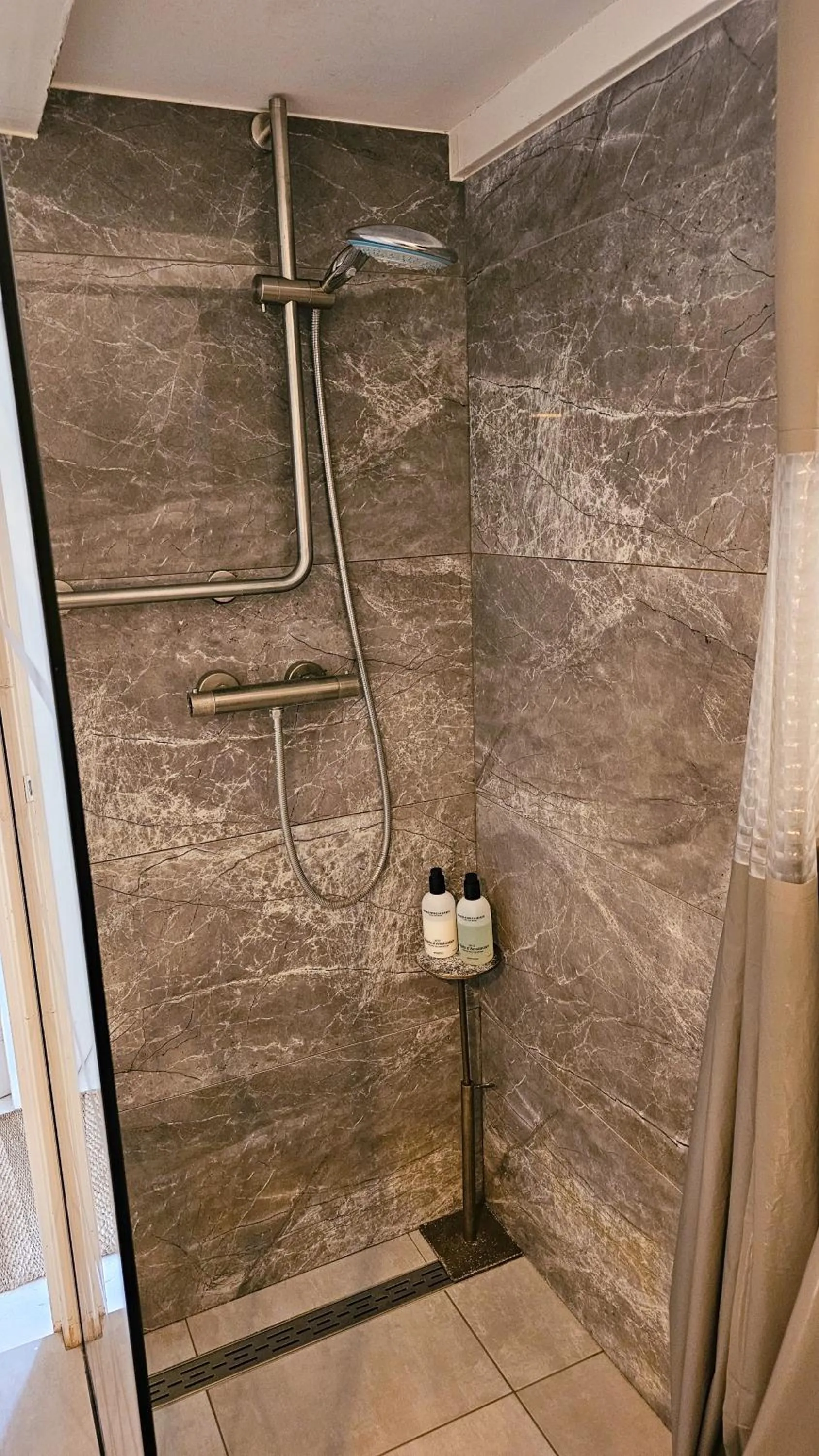 Shower in Your a Royalty - Equal Design by JoyJoyJoy - Top Floor and Top Views - Creating houses for the poor